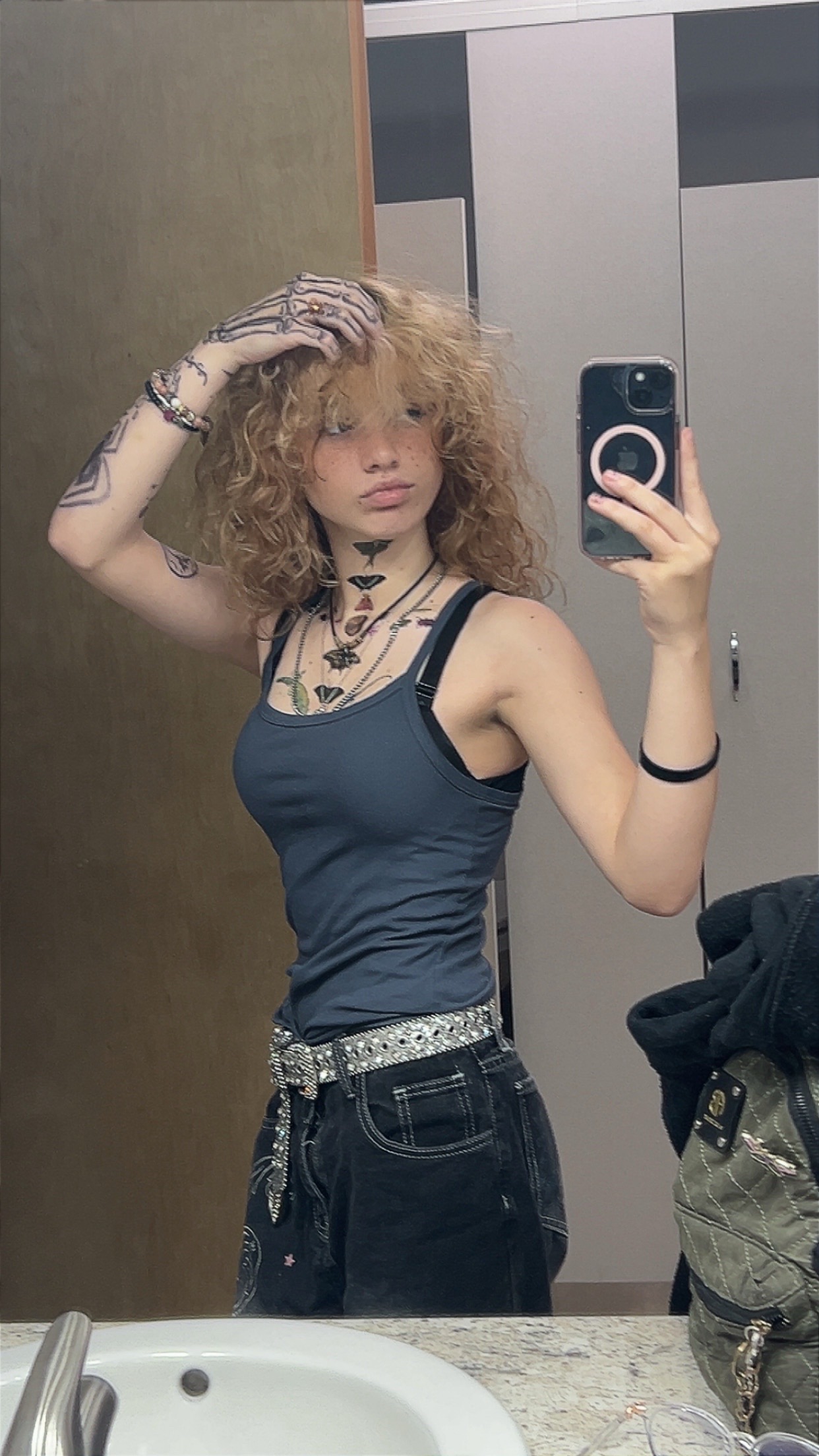 @Maddie 𖣂