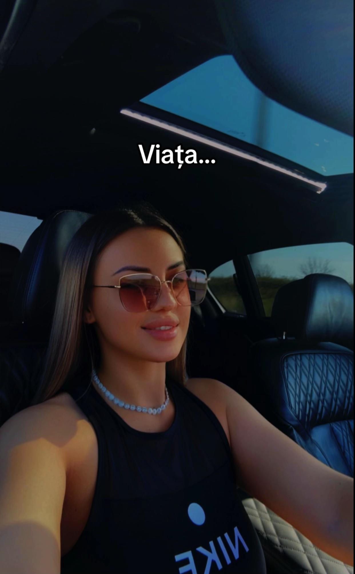 @𝗟𝗮𝘃𝗶𝗻𝗶𝗮.𝗘𝗦𝗦