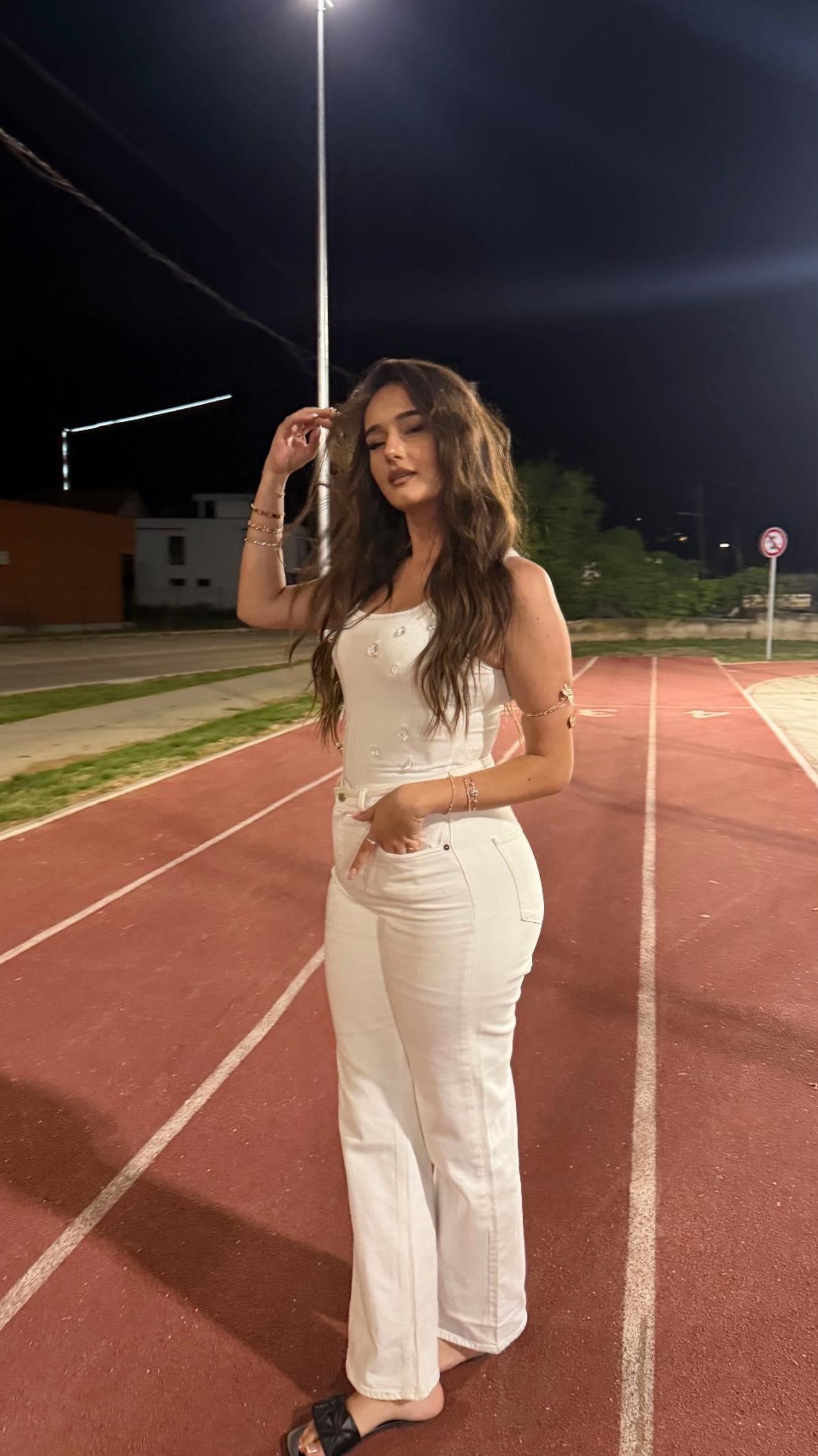 @Aulina Hajdari