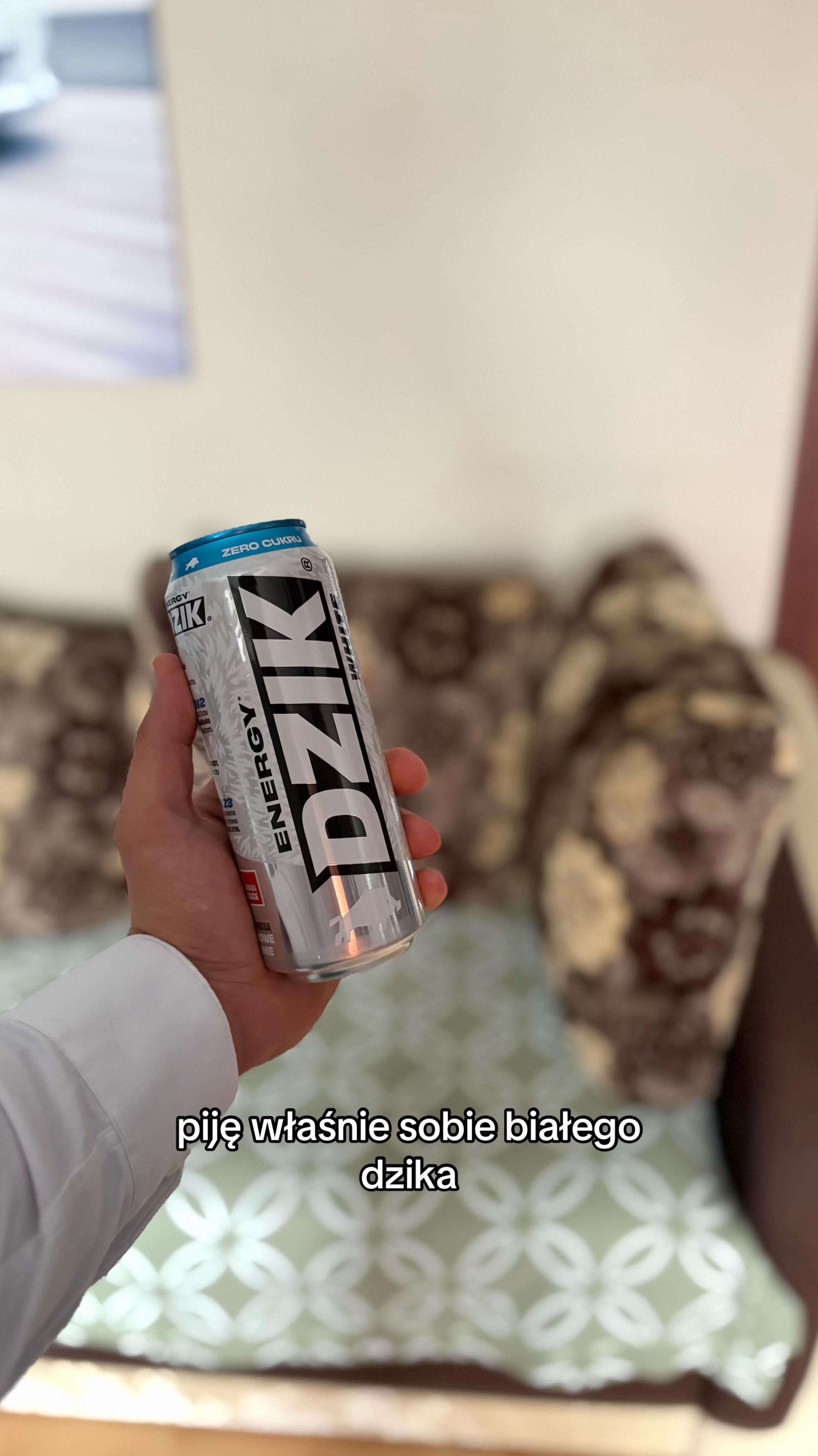 @MocarzOficjalnie