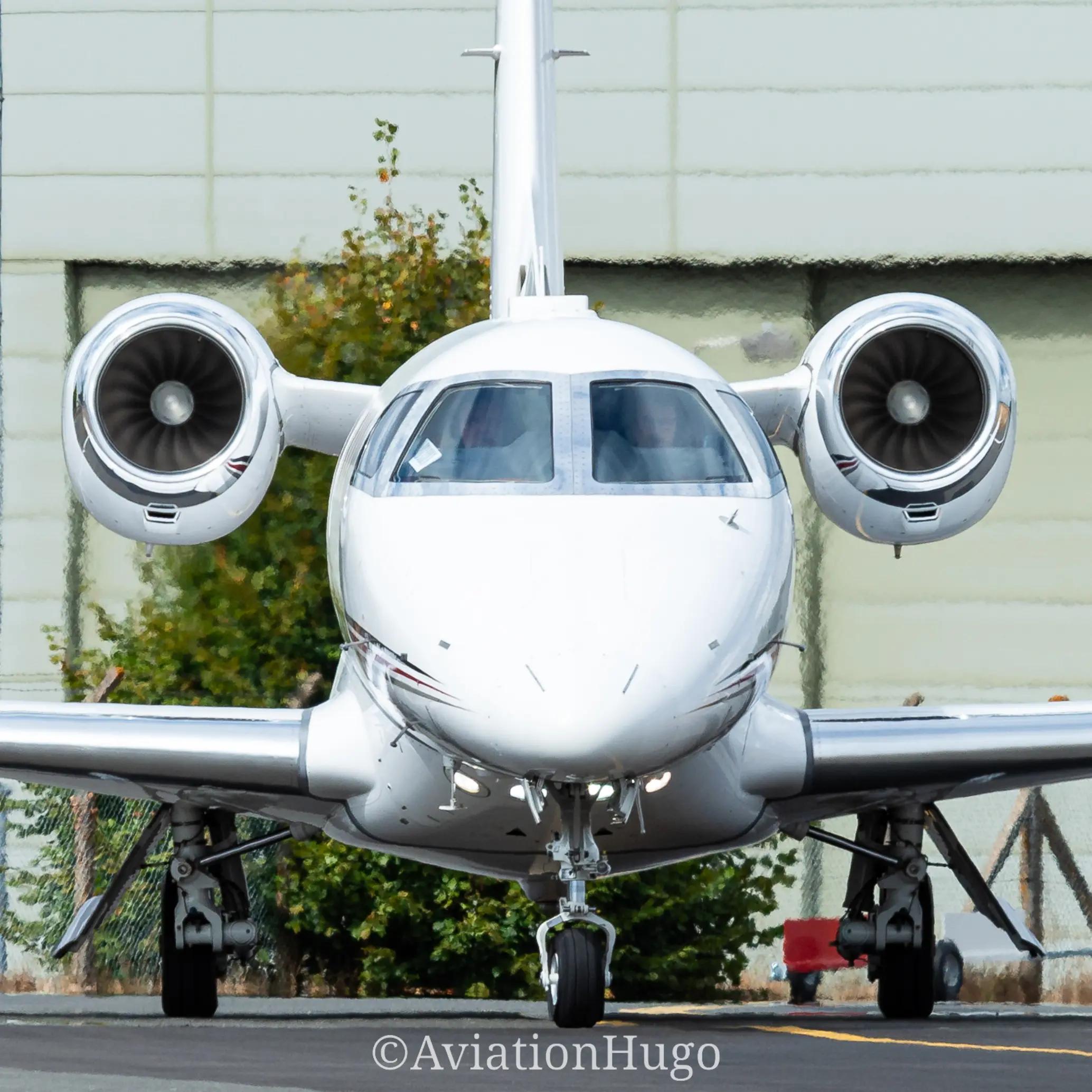 @AviationHugo