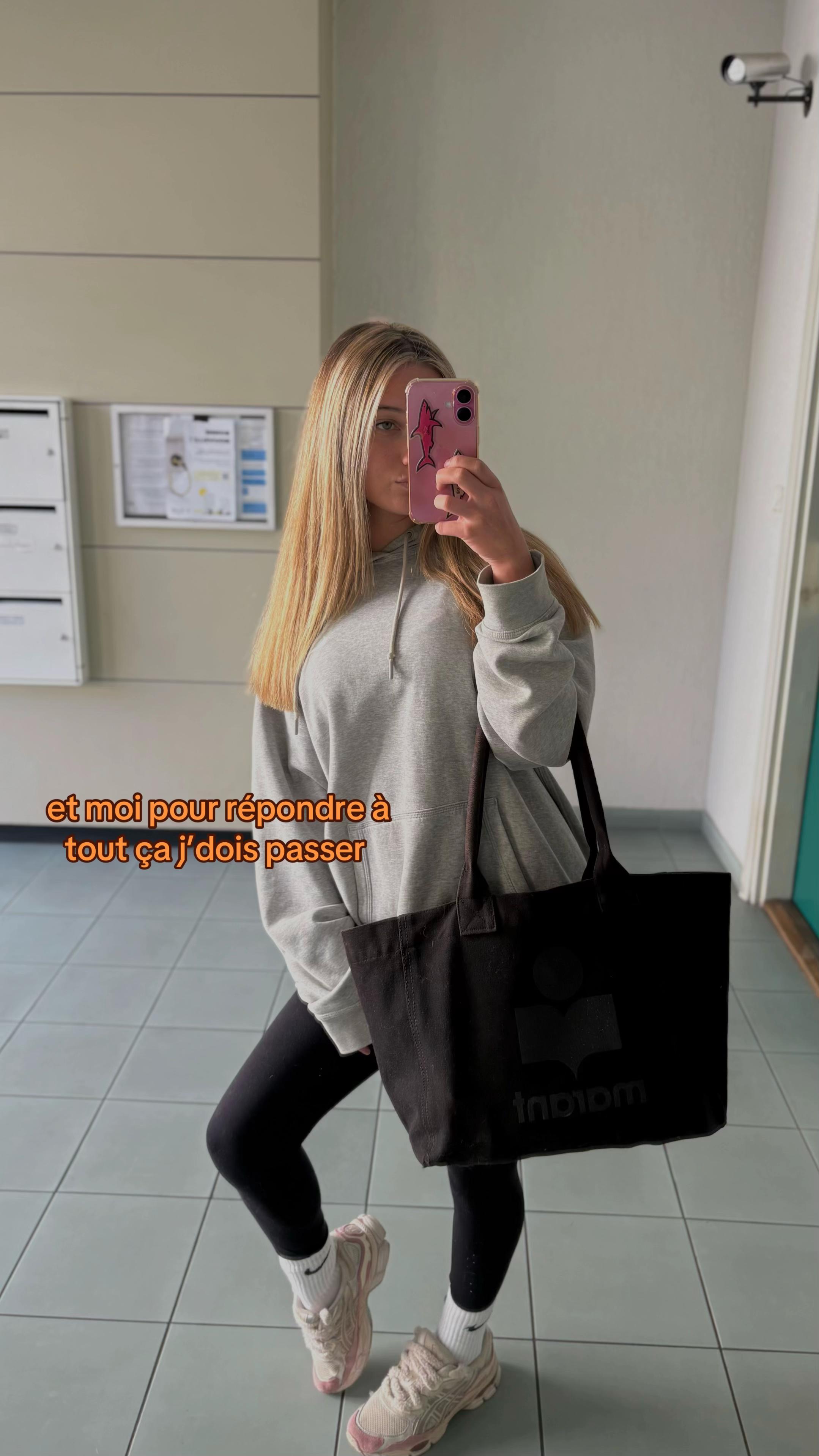 @Малисия