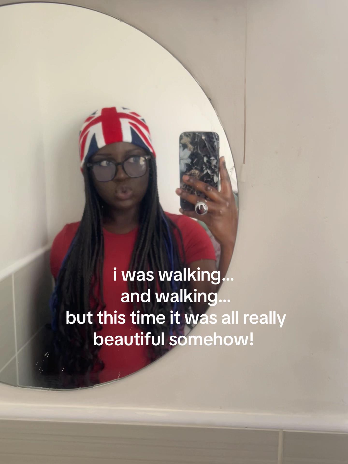 @akosua 🕷️