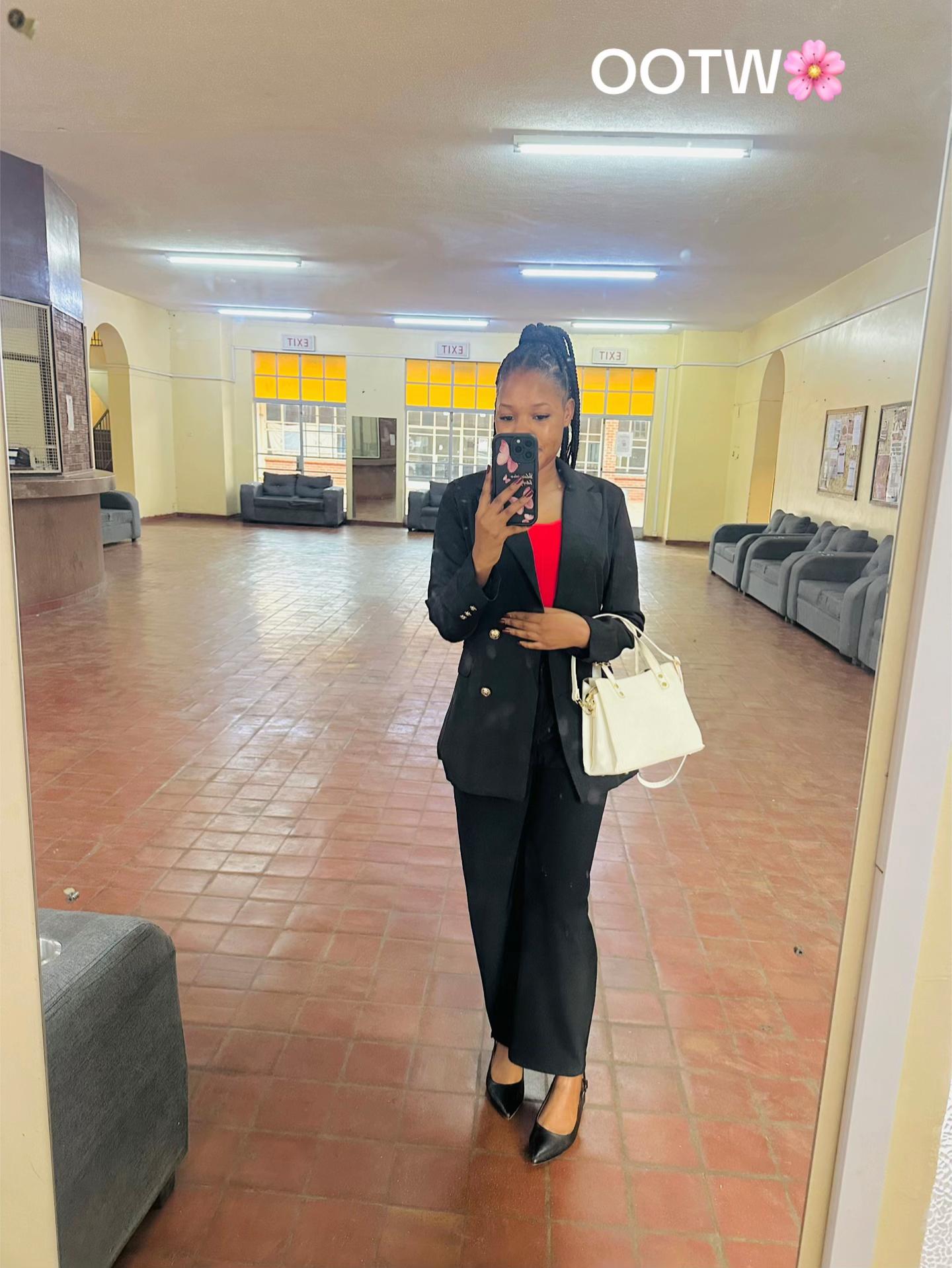 @_the.unknown.kirsty_🇿🇼
