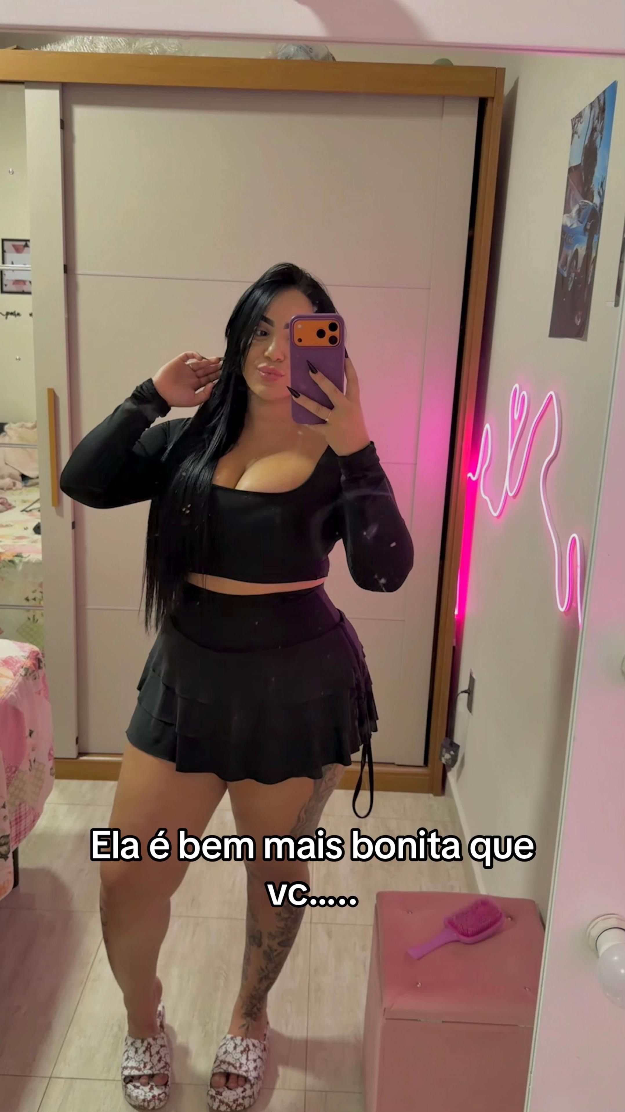@_juliaaa2