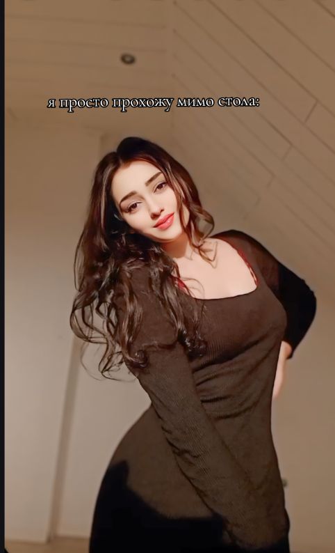 @𝑴𝒂𝒍𝒊𝒌𝒂 ♰