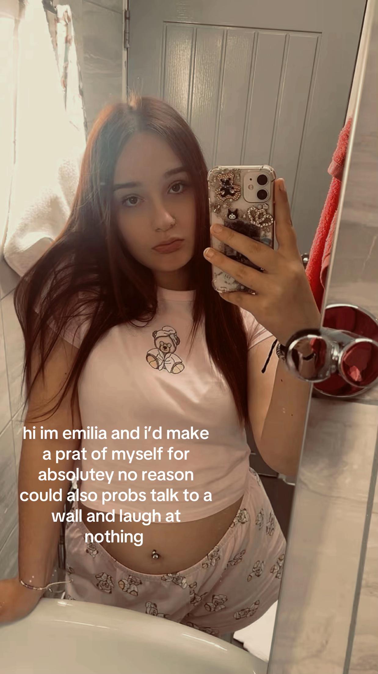 @emilia🐒