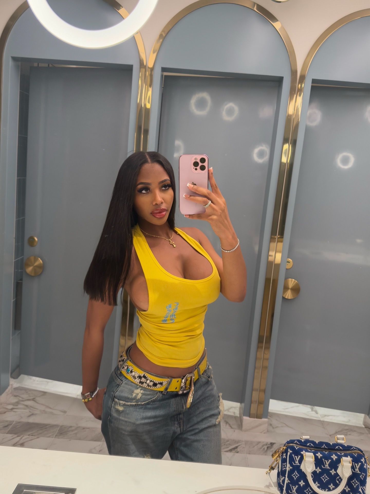 @Babesxoxo🇧🇷🇺🇸🇮🇹🇳🇬🥵