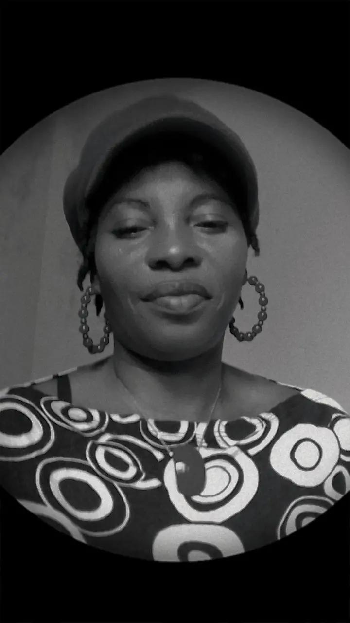 @Ange Lena France Abeda