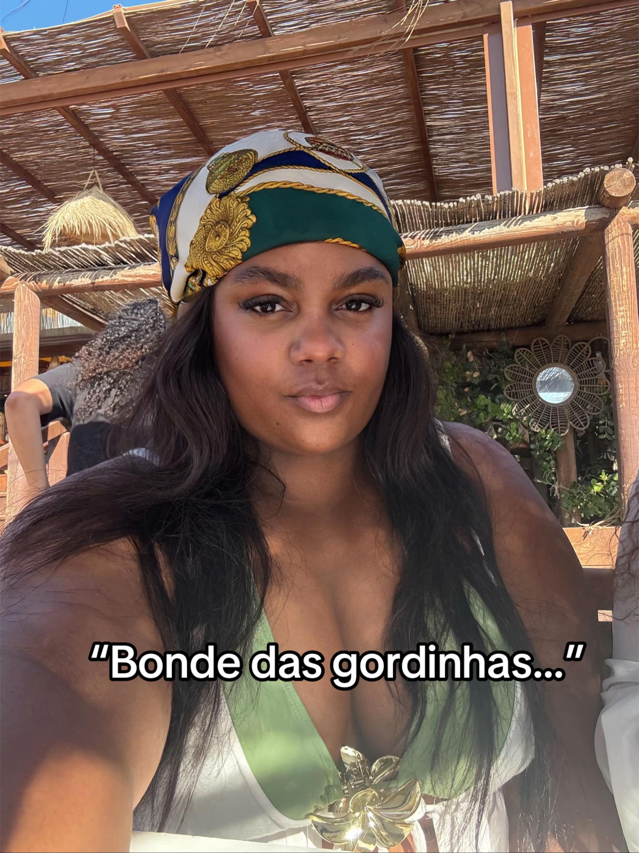 @Maiolina Fernandes