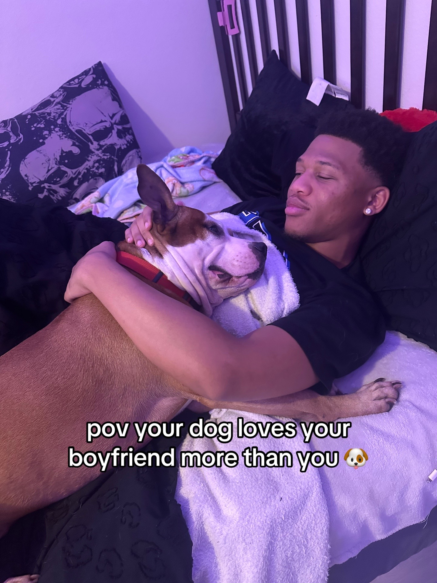 @<