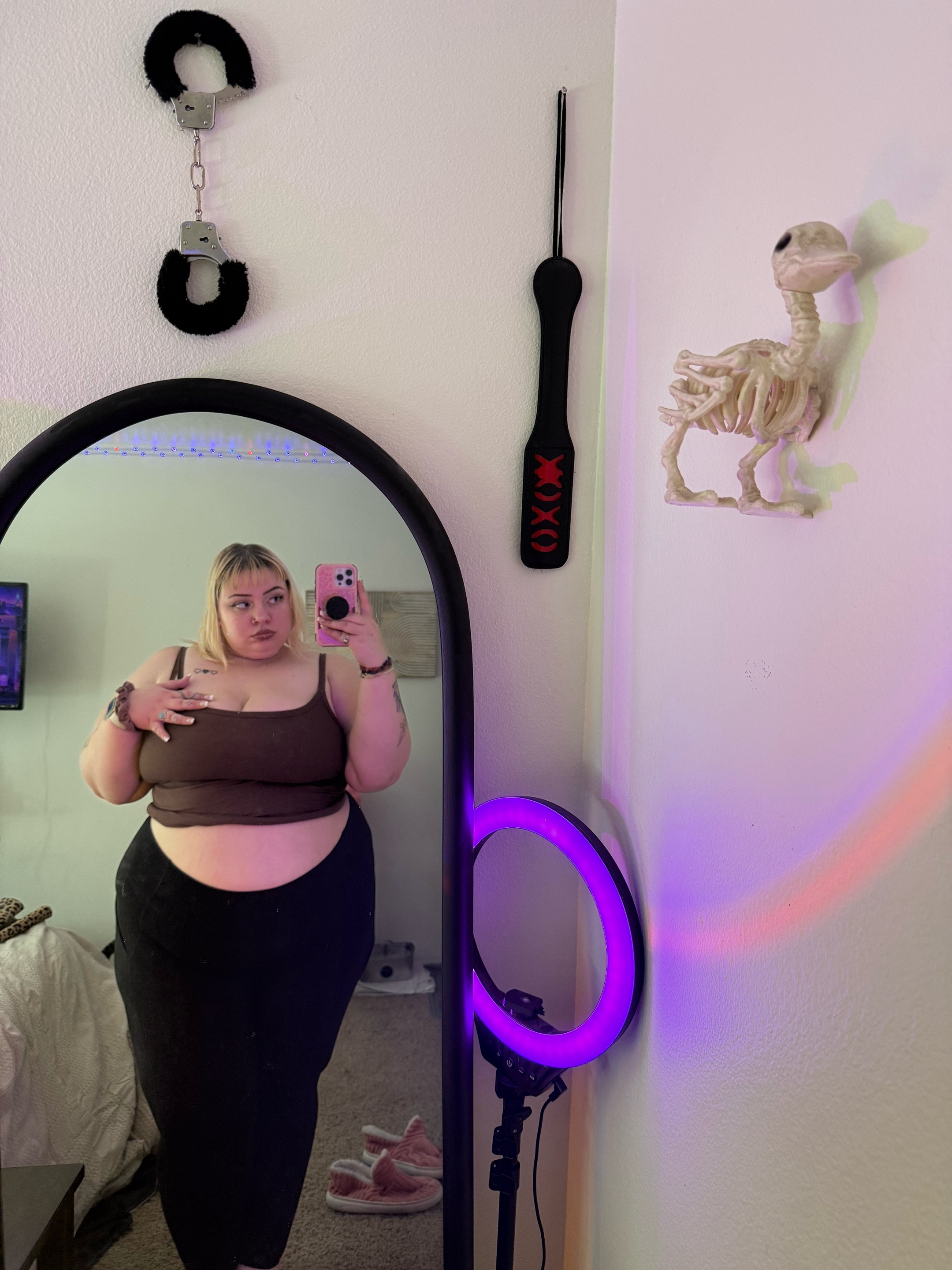 @shantellesworldd