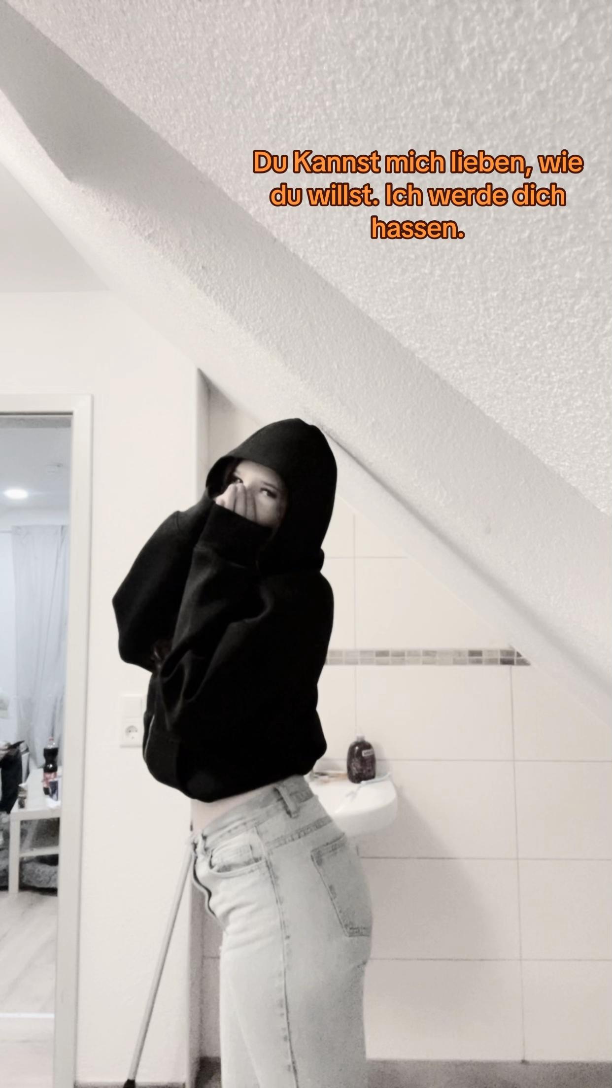 @𝒞💕