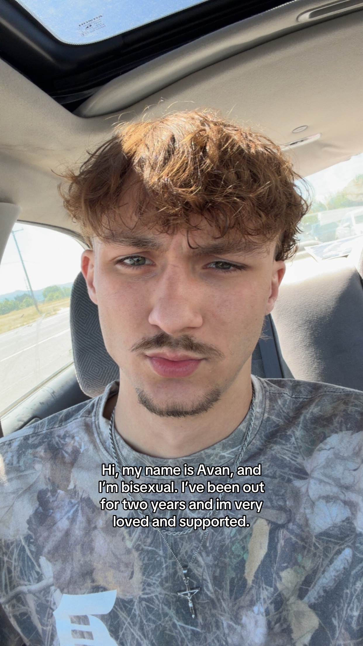@♛