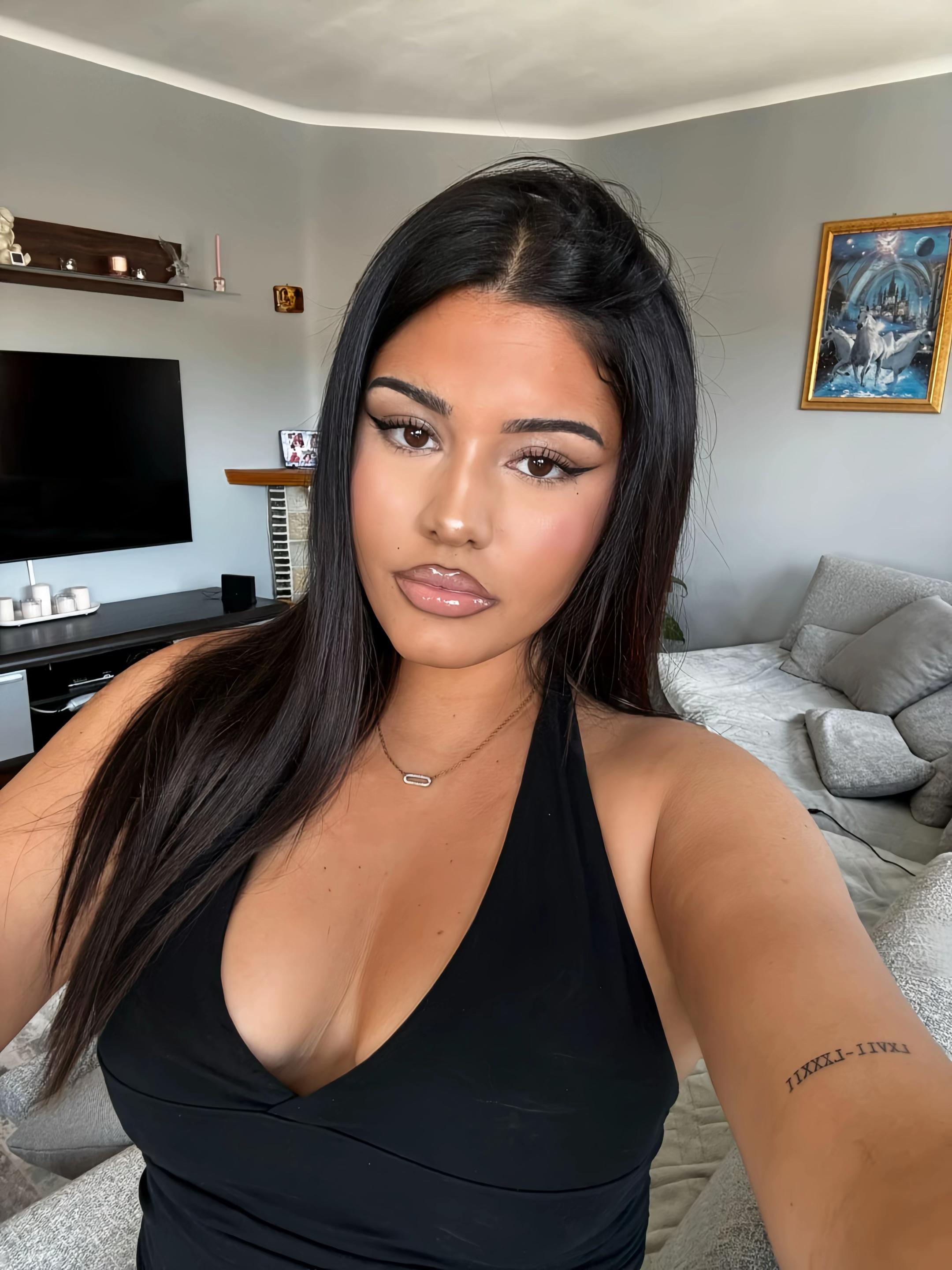@inushja 🇦🇱