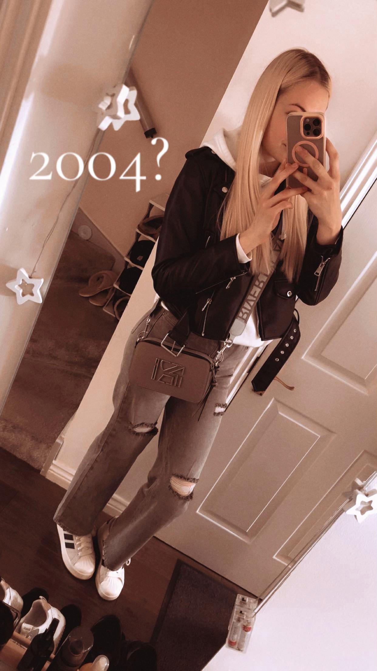 @𝕰𝖑𝖎𝖓𝖆_𝖊𝖑𝖎𝖓𝖆💜