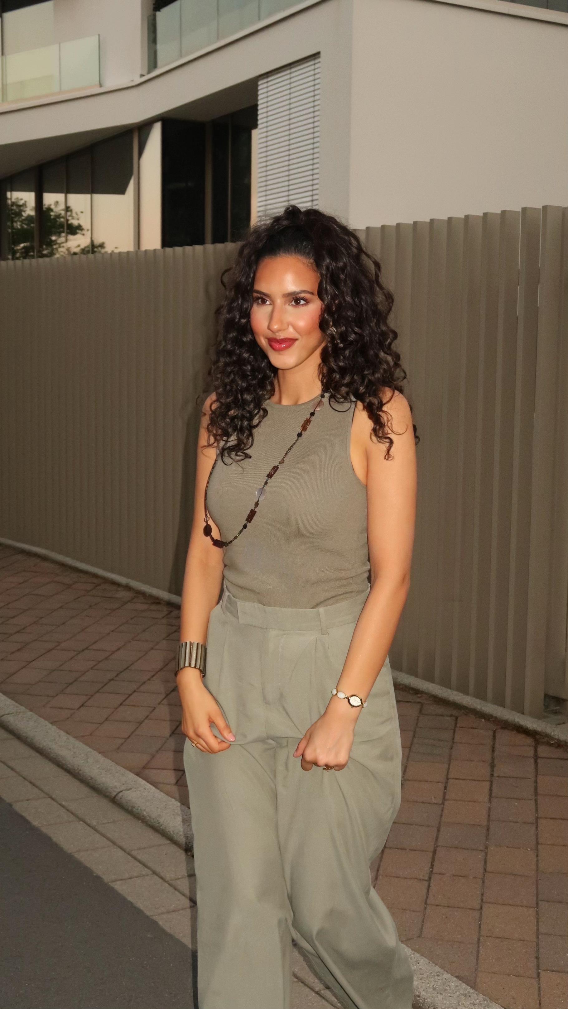 @Anissa Mansour