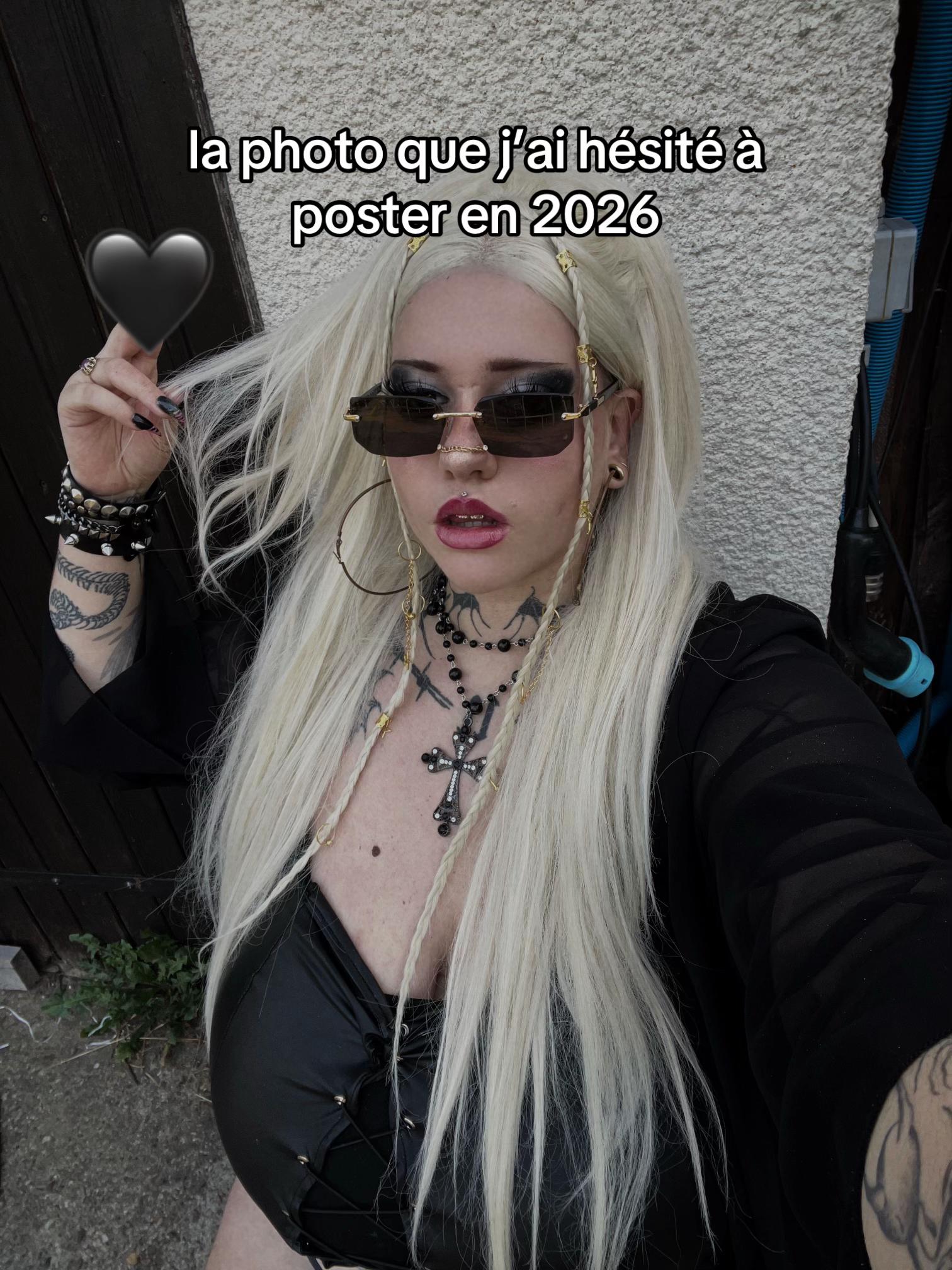 @aly🧛♀️