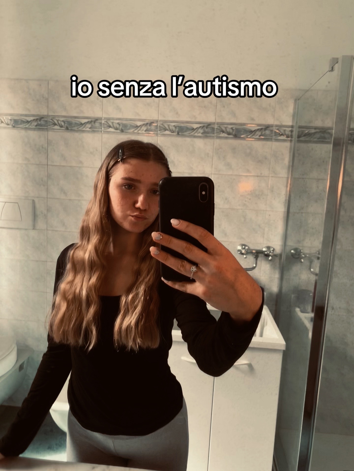 @👸🏼👸🏻