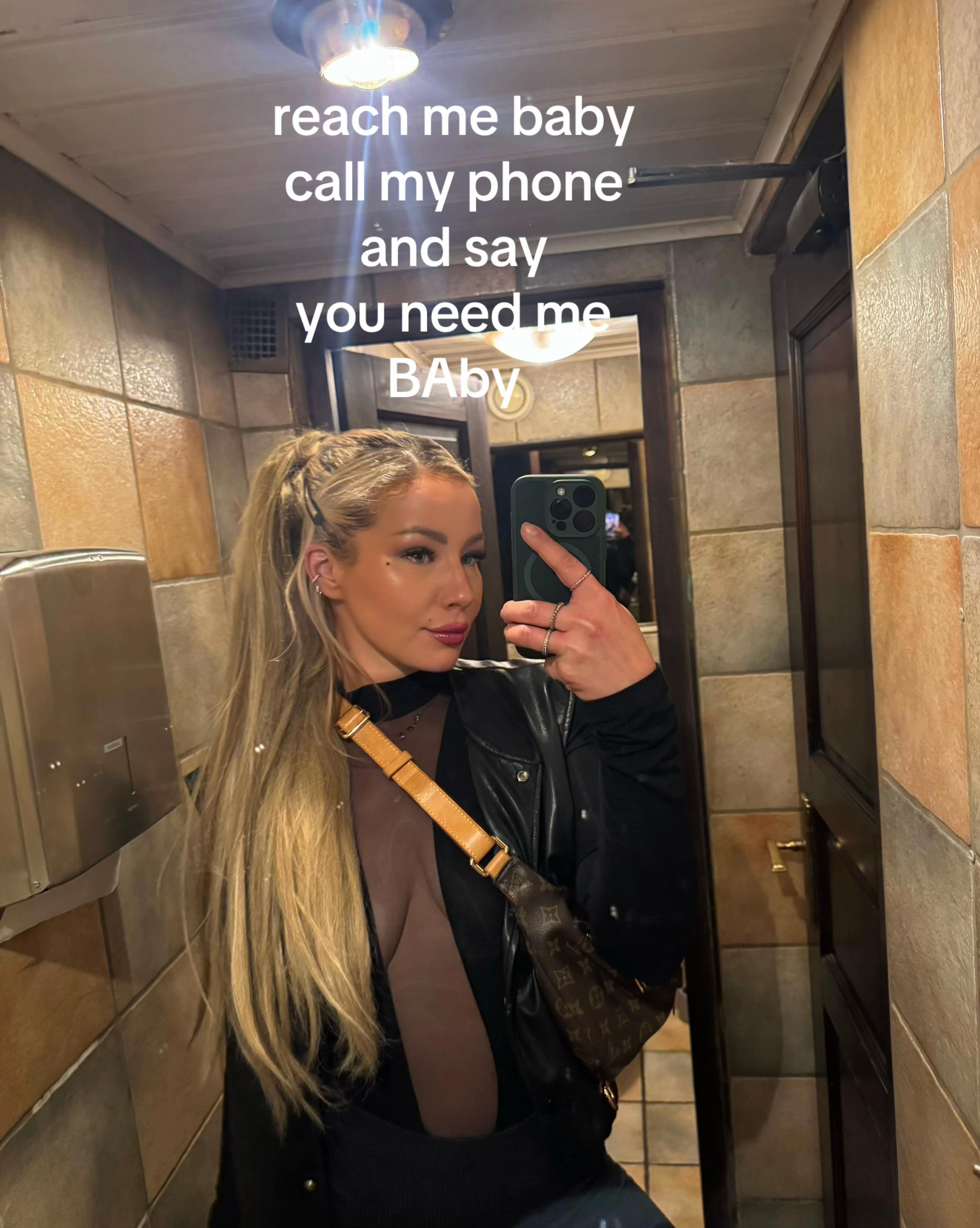@Leliaaa