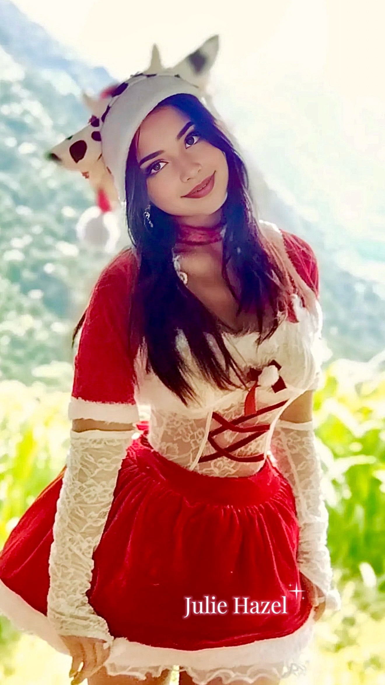 @juliehazel2023