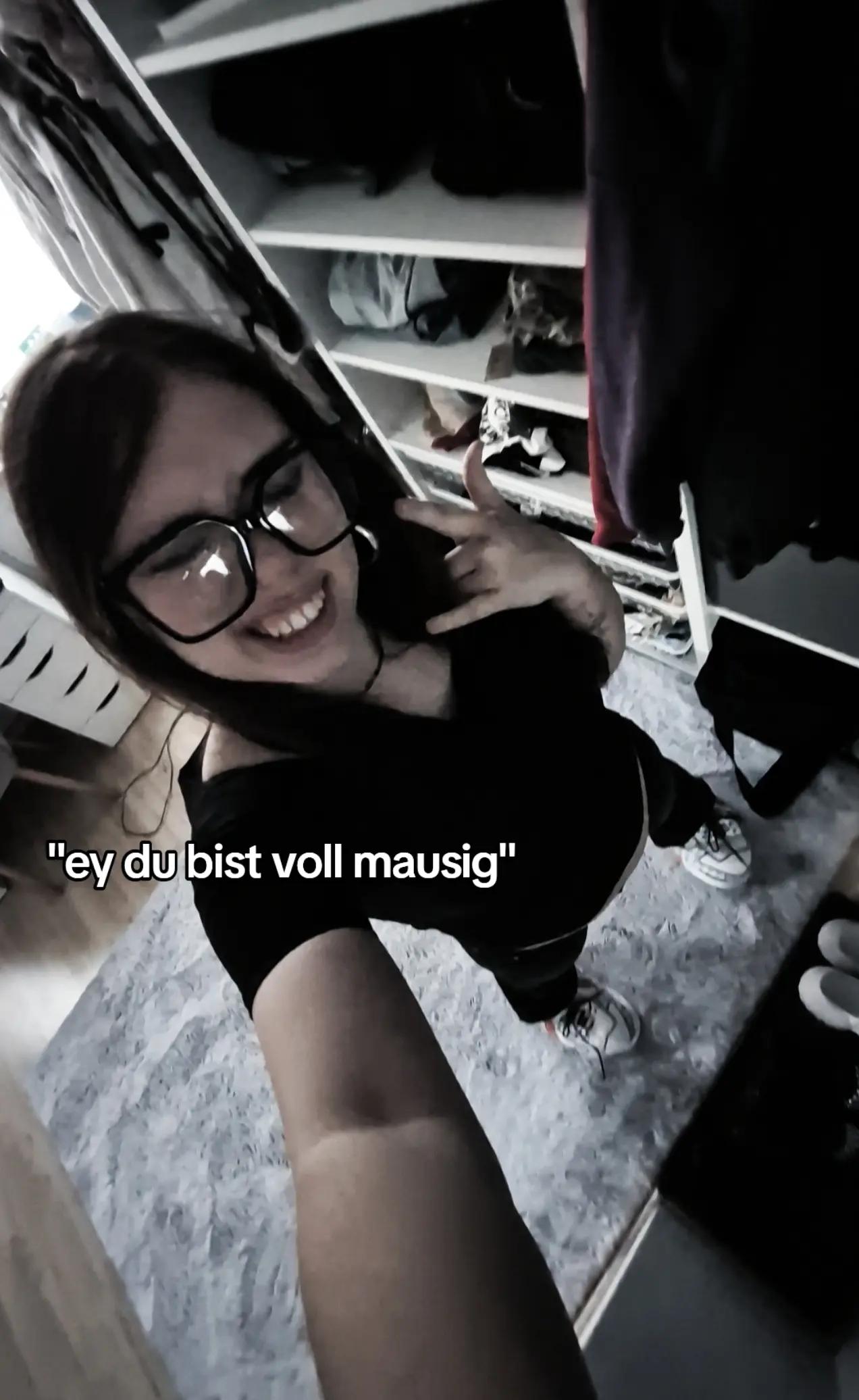 @(*≧з≦)