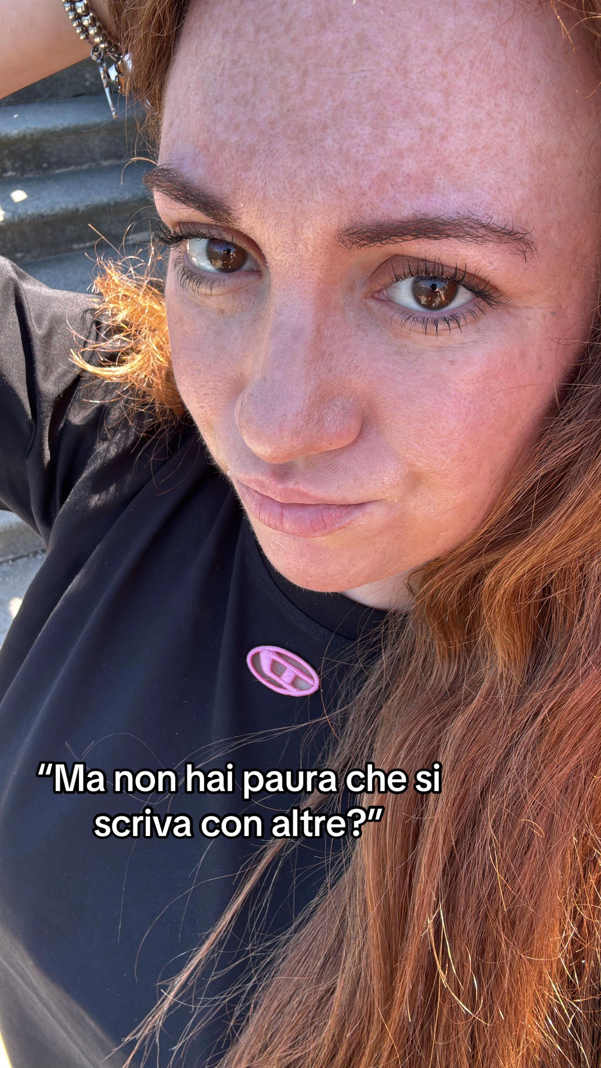 @lavirgy001