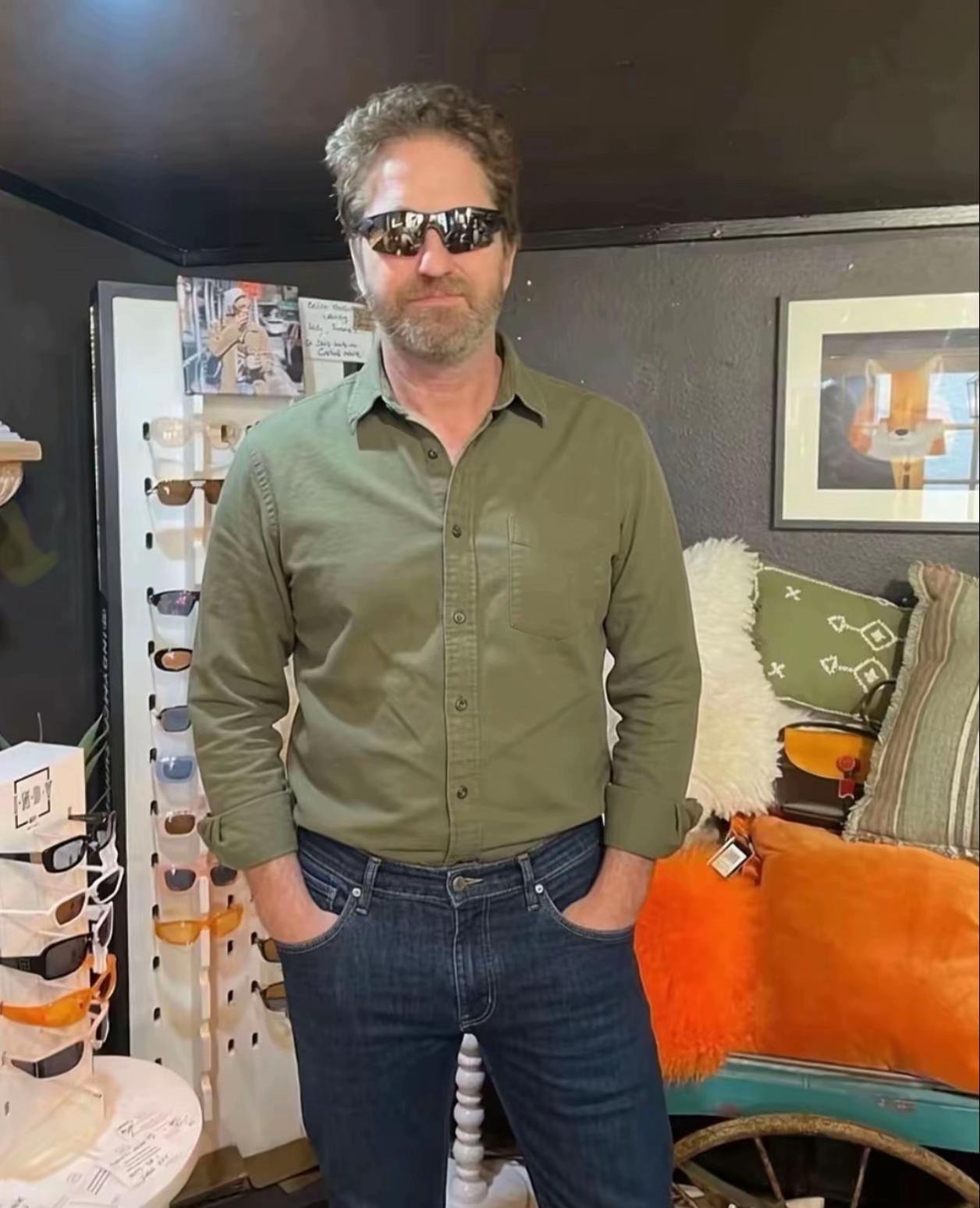 @GERARD BUTLER