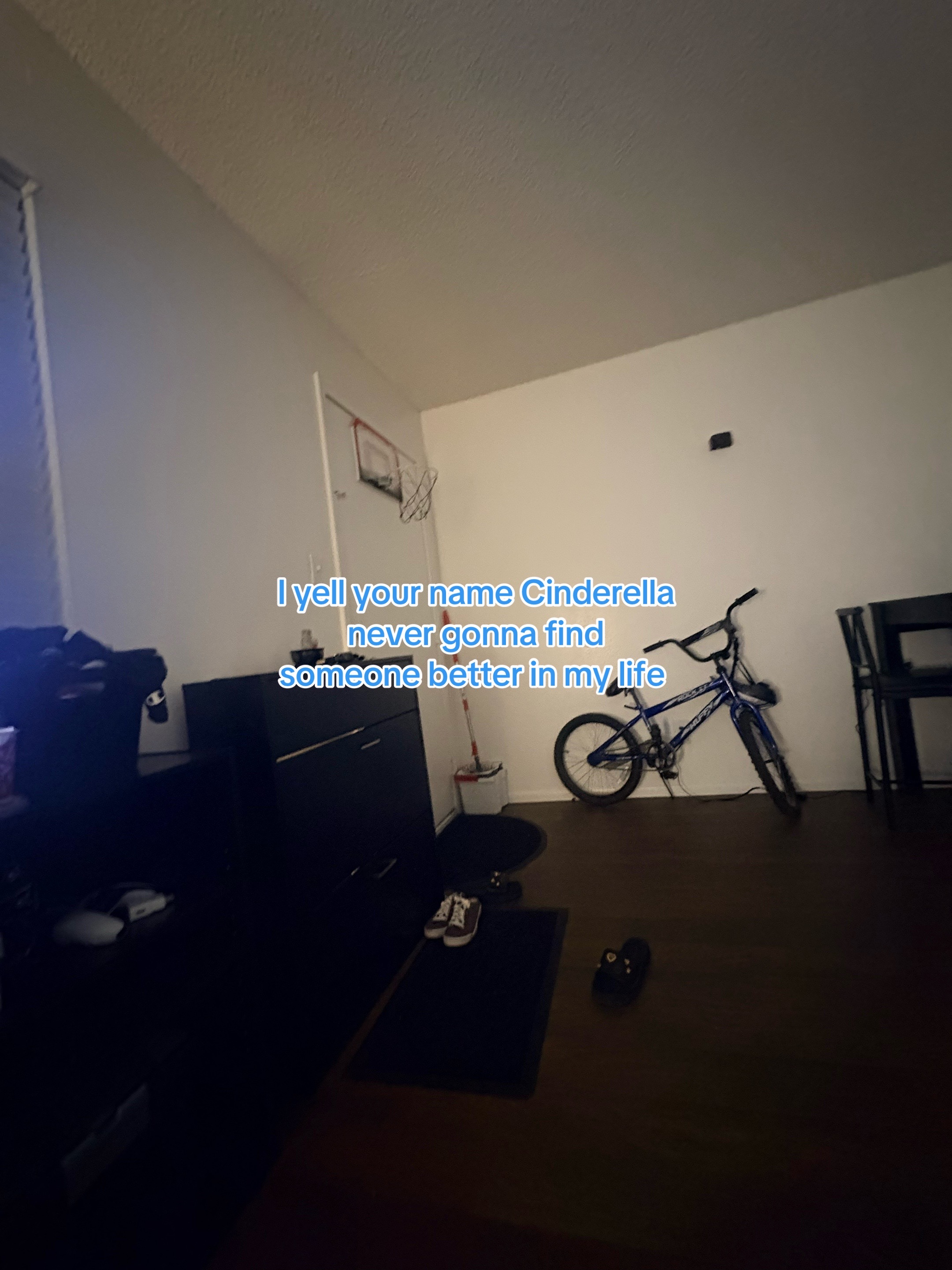 @𝔸𝕫𝕚𝕒𝕙𝕚𝕕𝕜𝕗𝕣🤣(T_T)