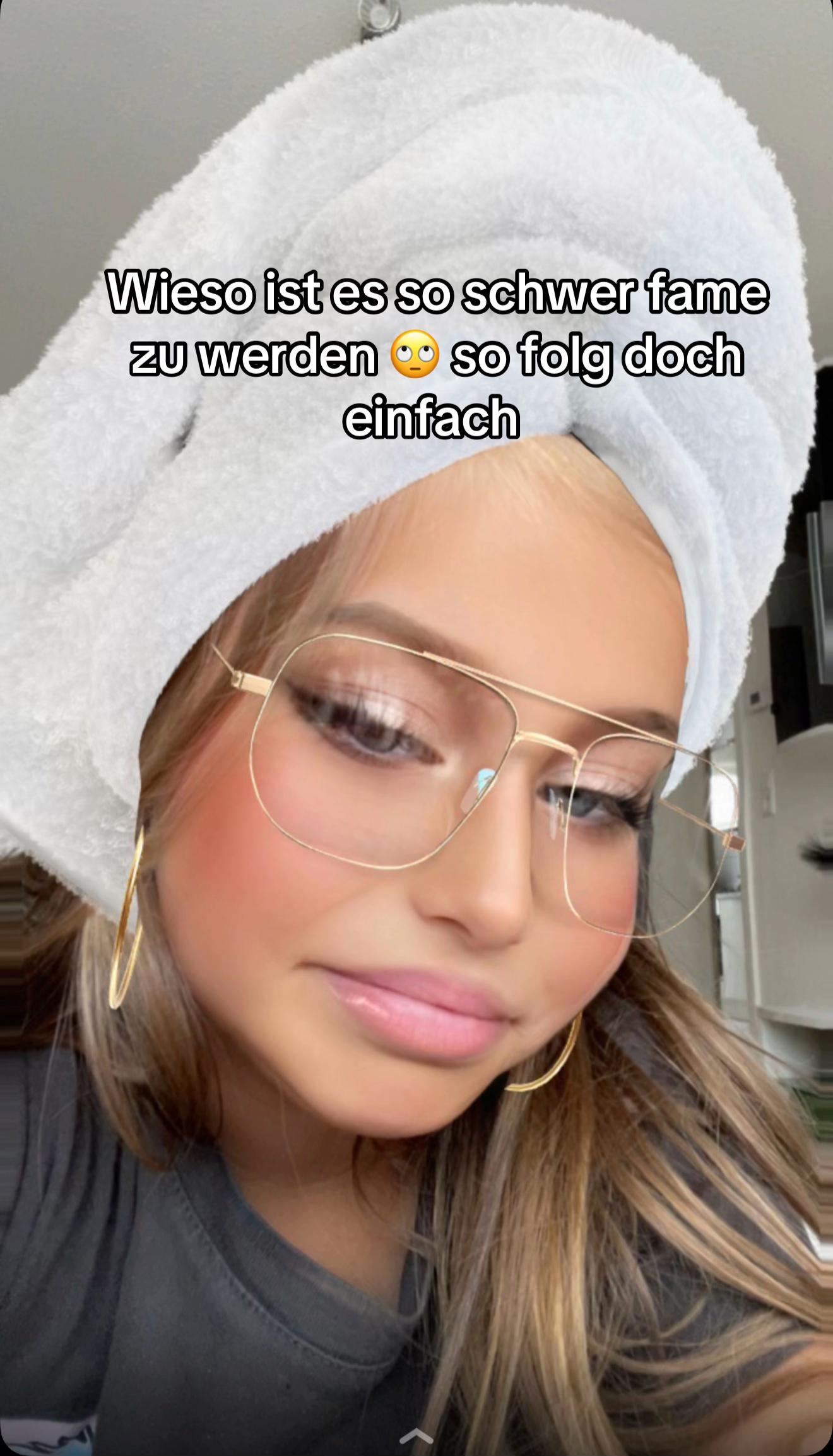 @chloehopeofficial