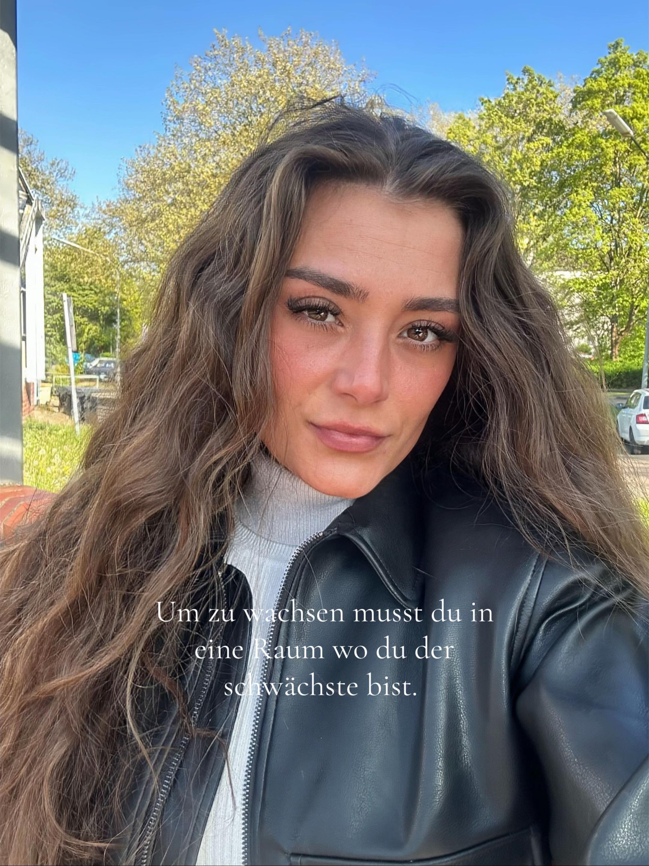 @Alyssa 🏳️🌈