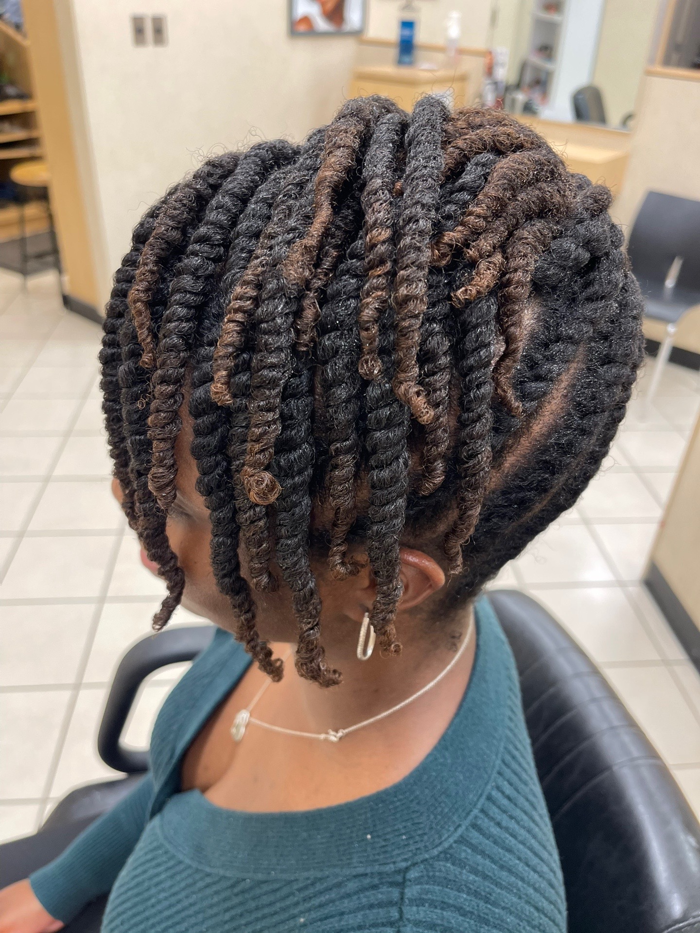 @Tracey D. ➰ Curl Specialist