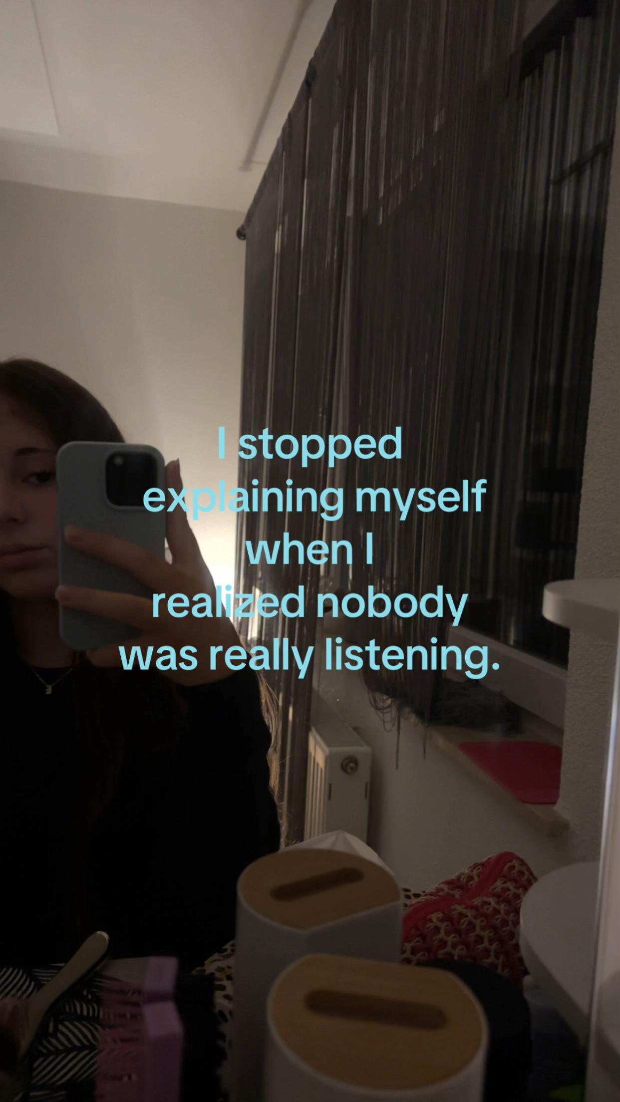 @❦