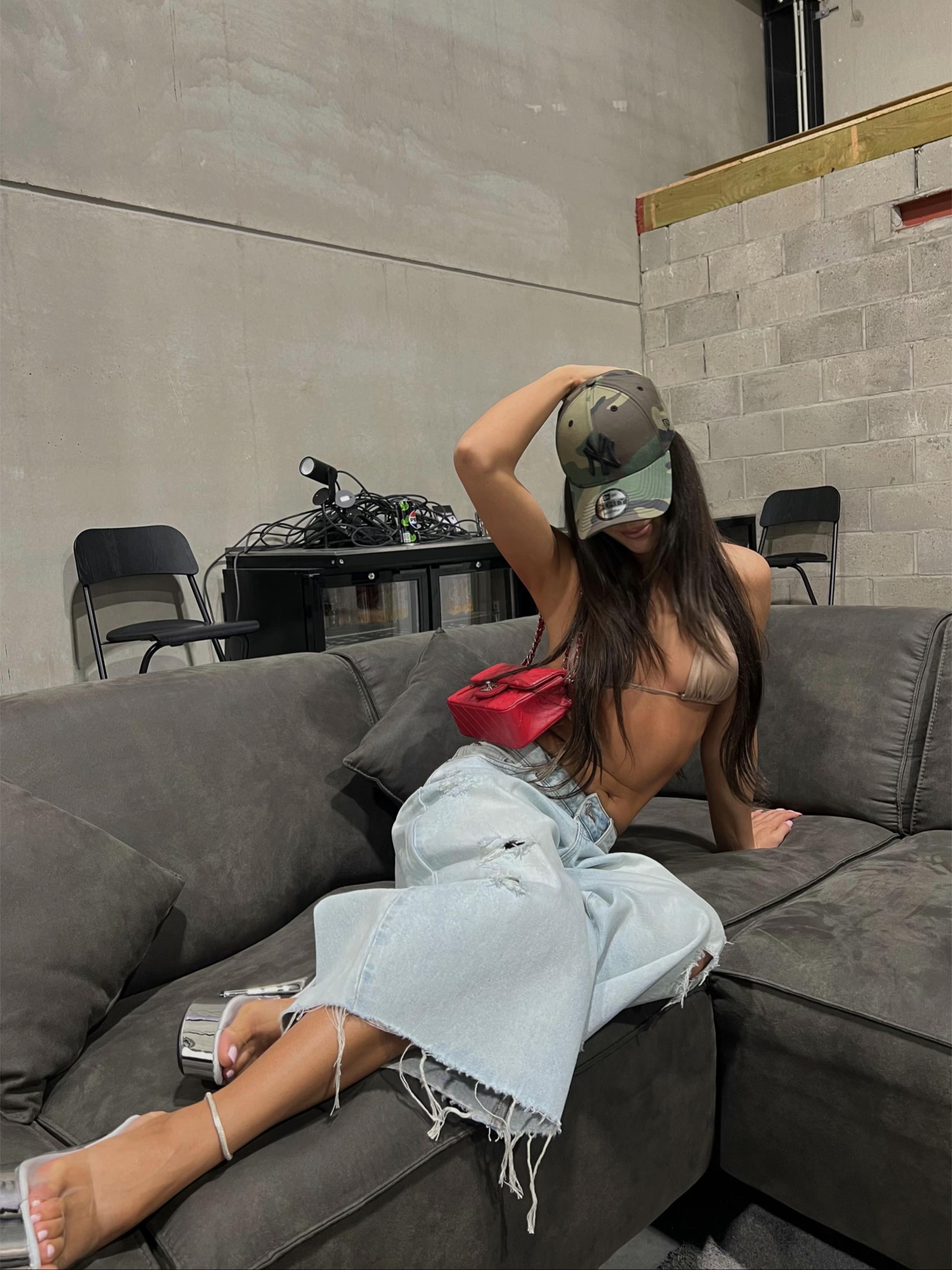 @PAULINEANTXO