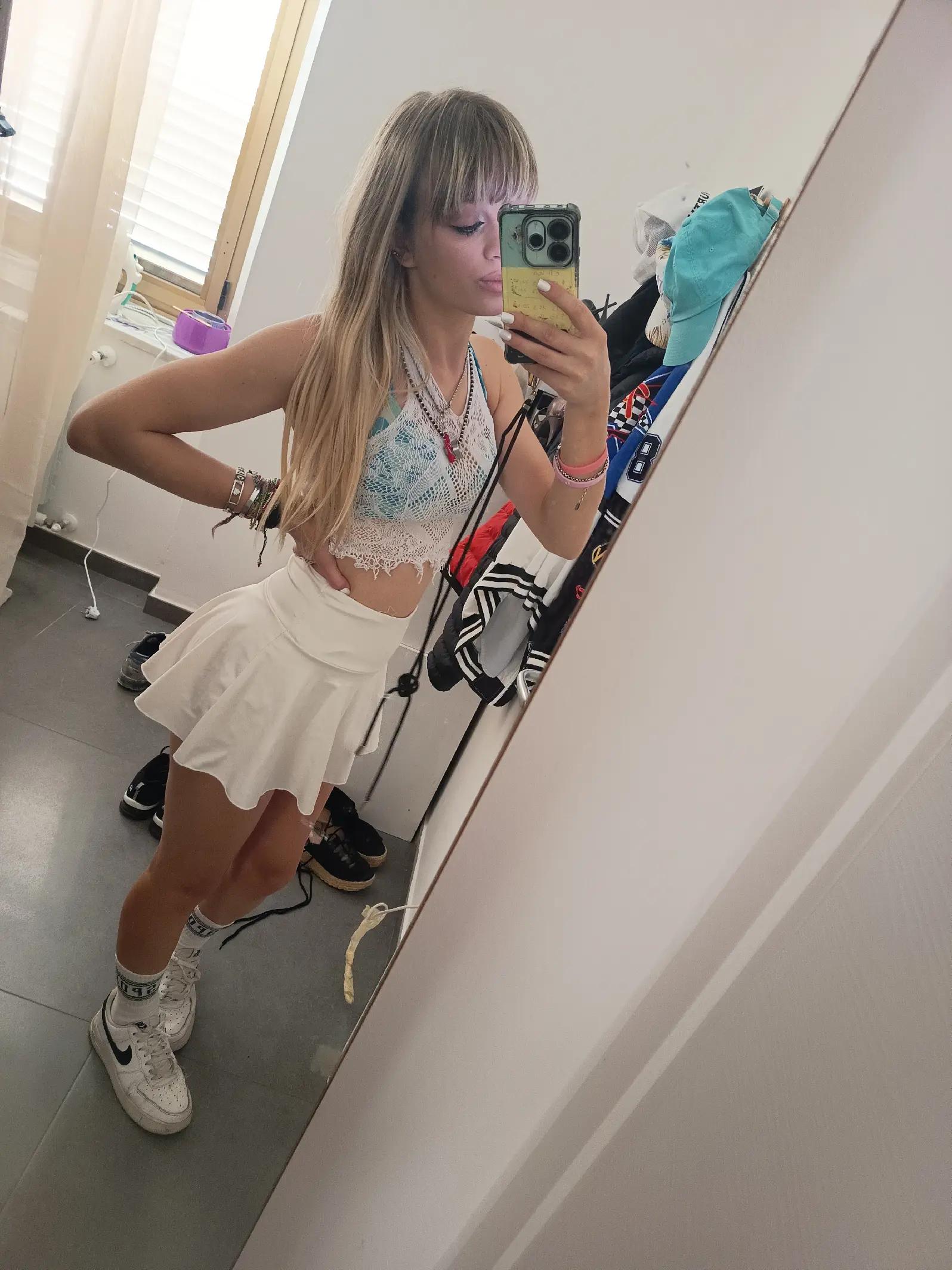 @Biondinaah