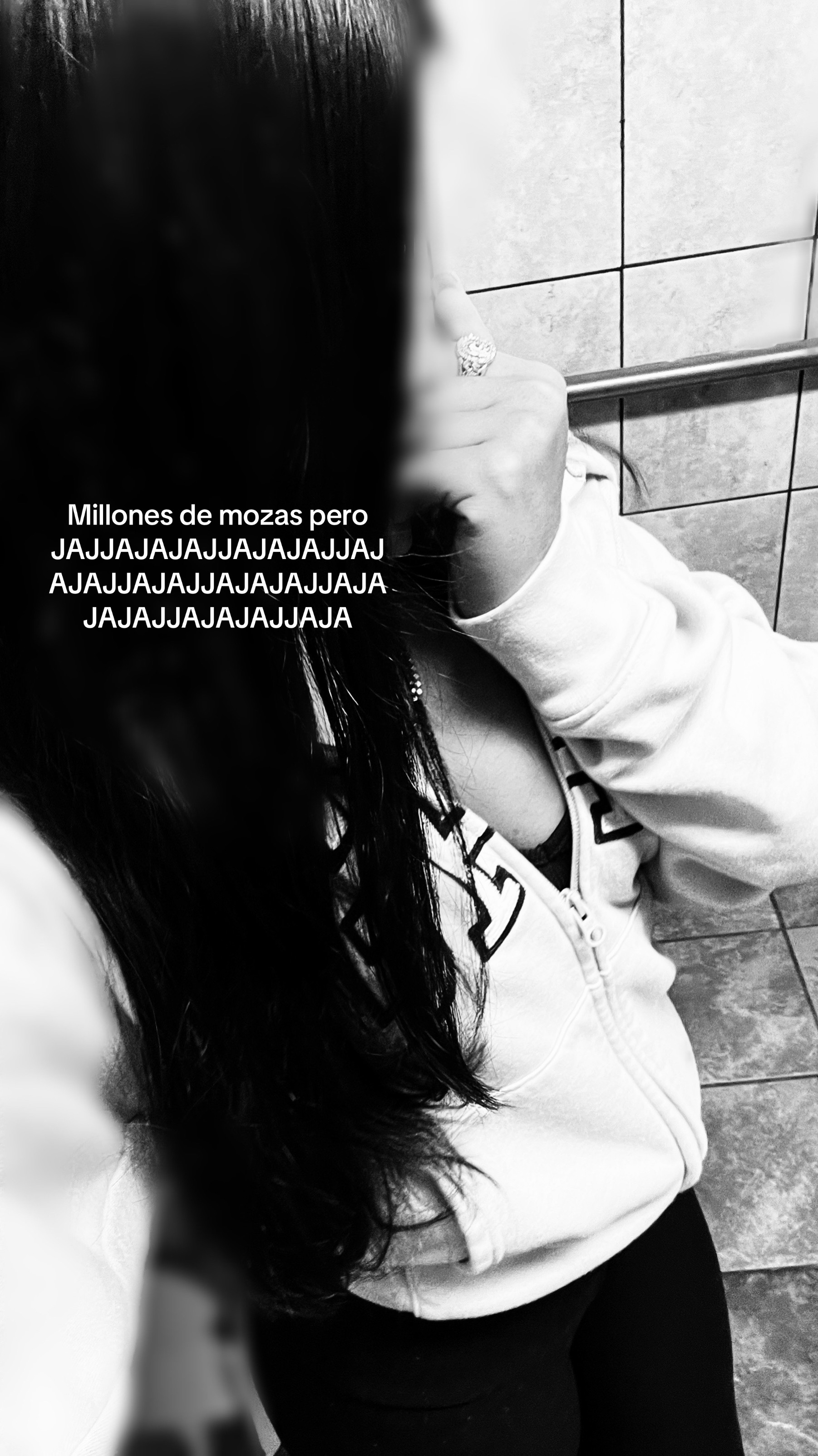 @𝓜𝓲𝓬𝓱𝓮𝓵𝓵𝓮