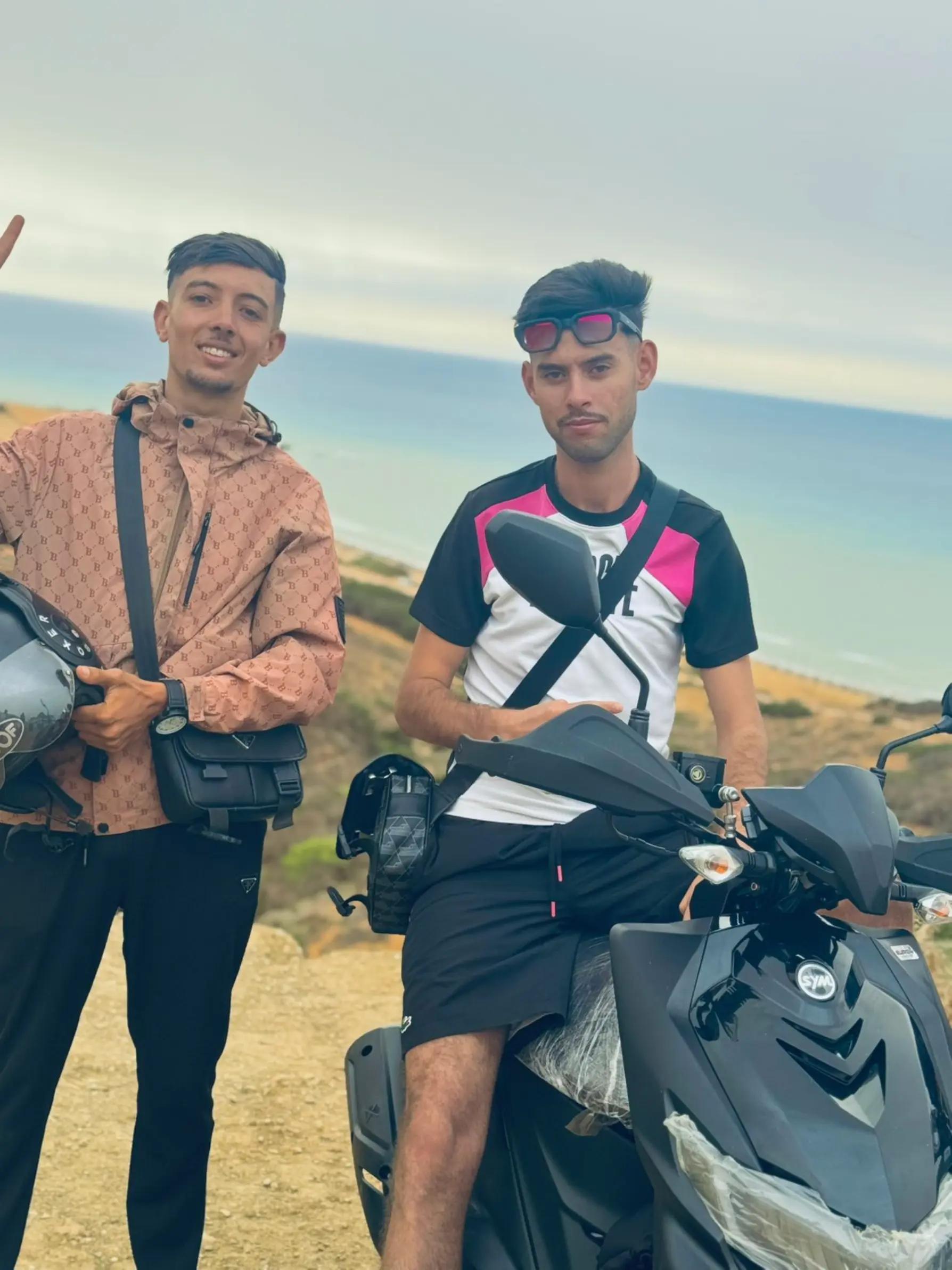 @Ilyas&bull;_&bull;manini 🥀🌹