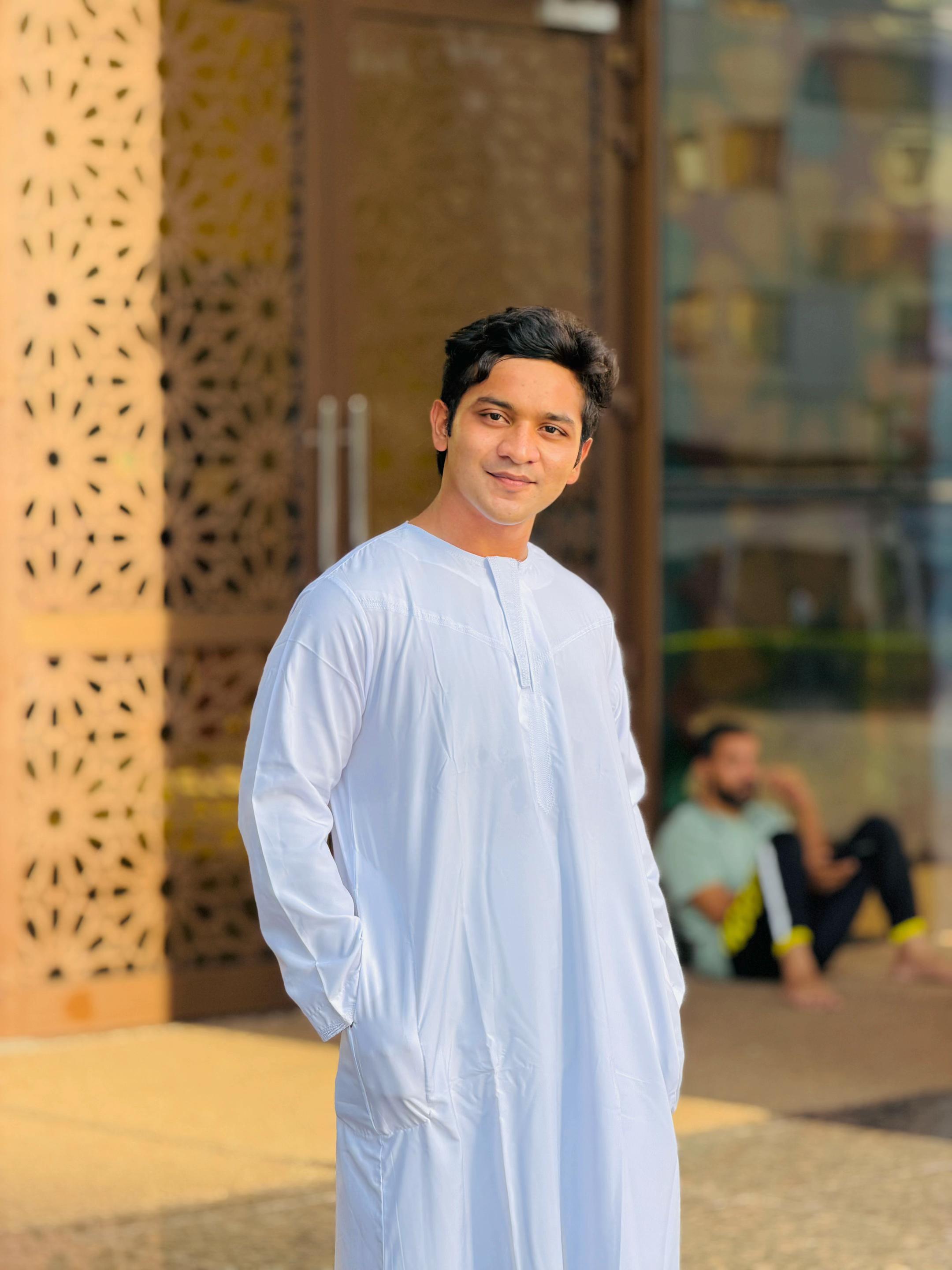 @Arshad Wox - Follow me.!🐝