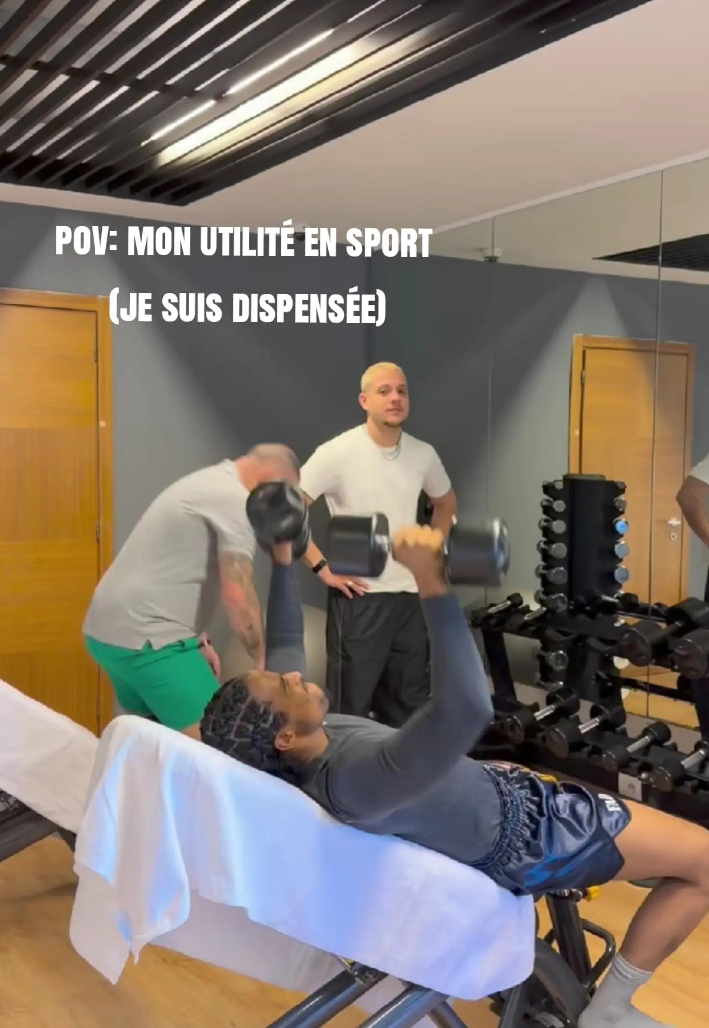 @𝐍𝐚𝐧𝐚'🤍 (𝐩𝐥𝐤')
