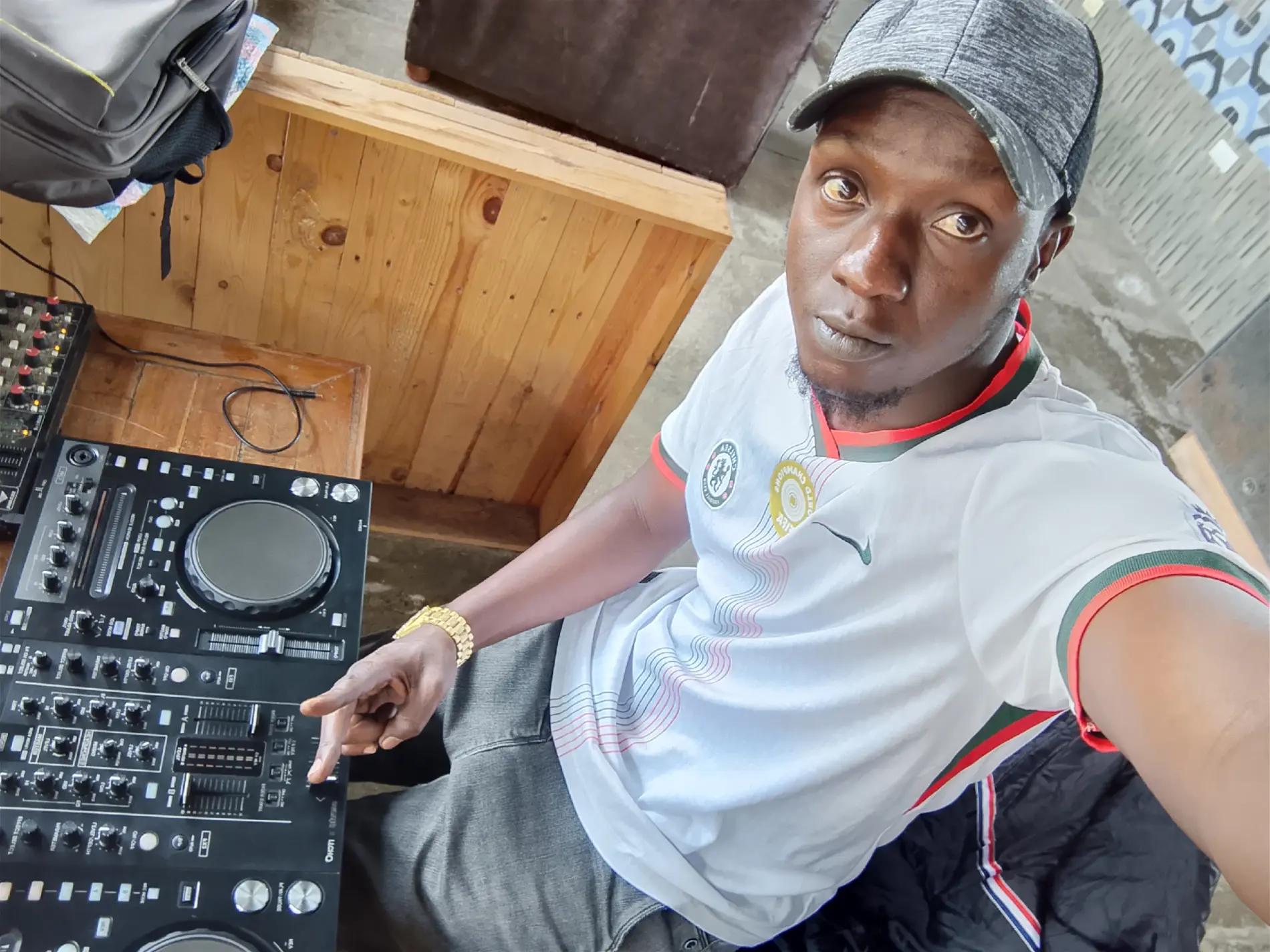 @DJ KAMASKO