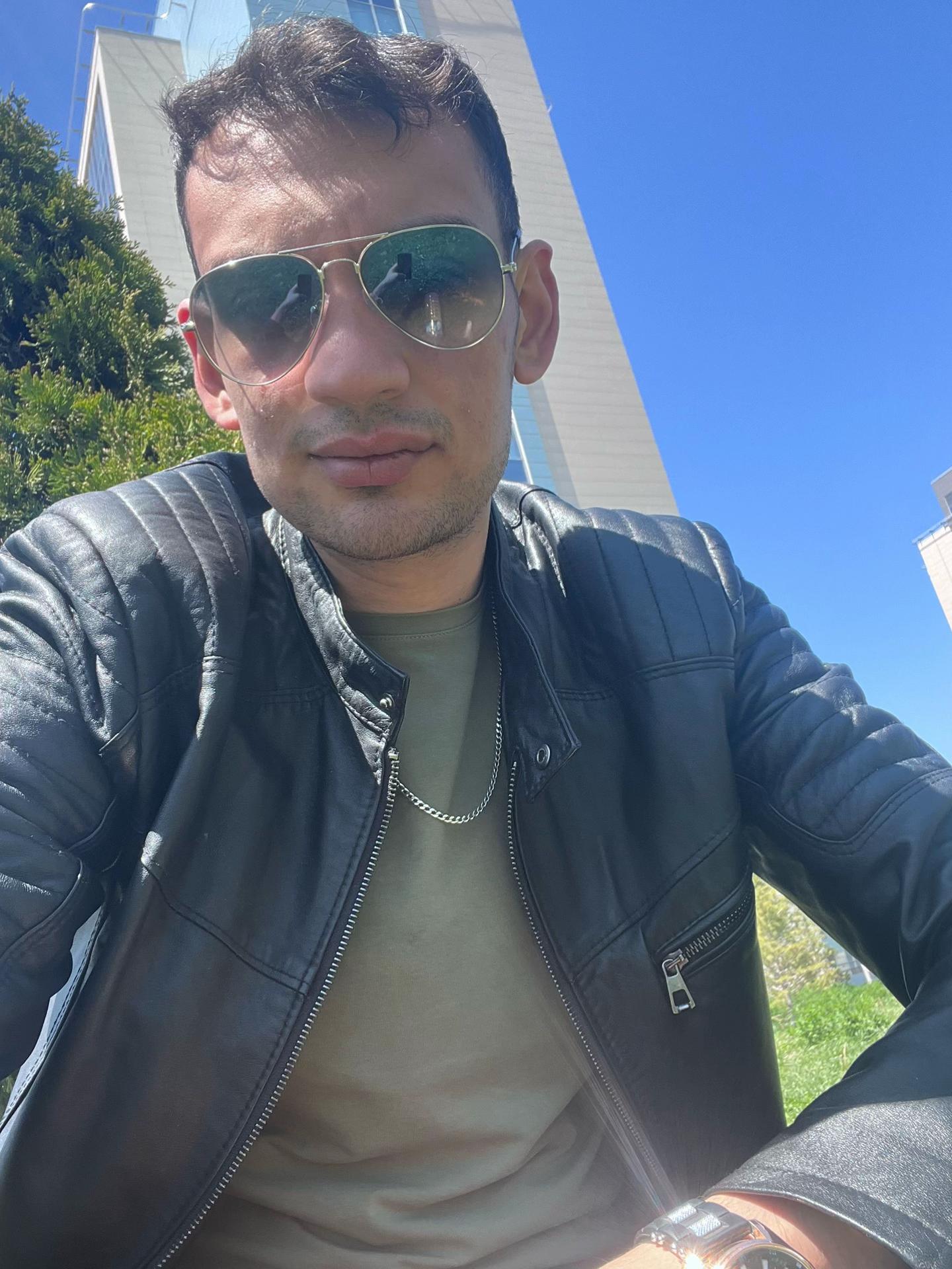 @Emir Koçak