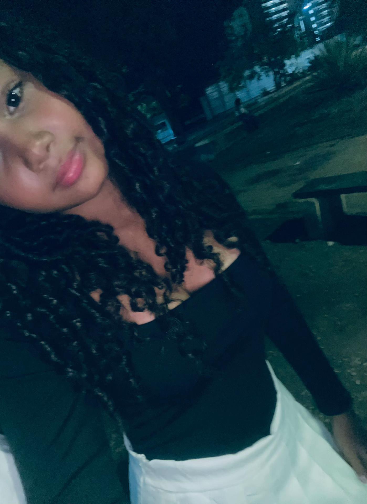 @️ 𝓛𝓐𝓤🧚🏽&zwj;♀️