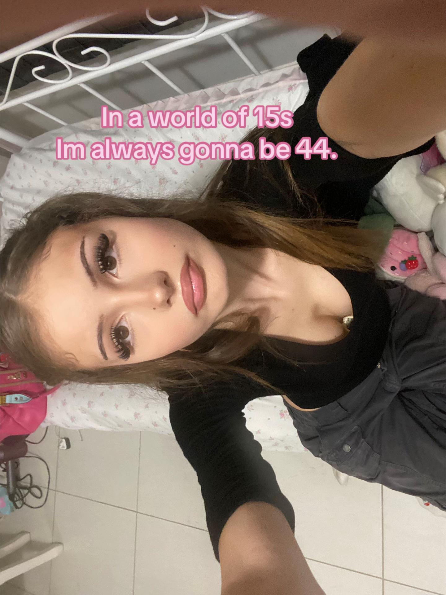 @elyssa🧁