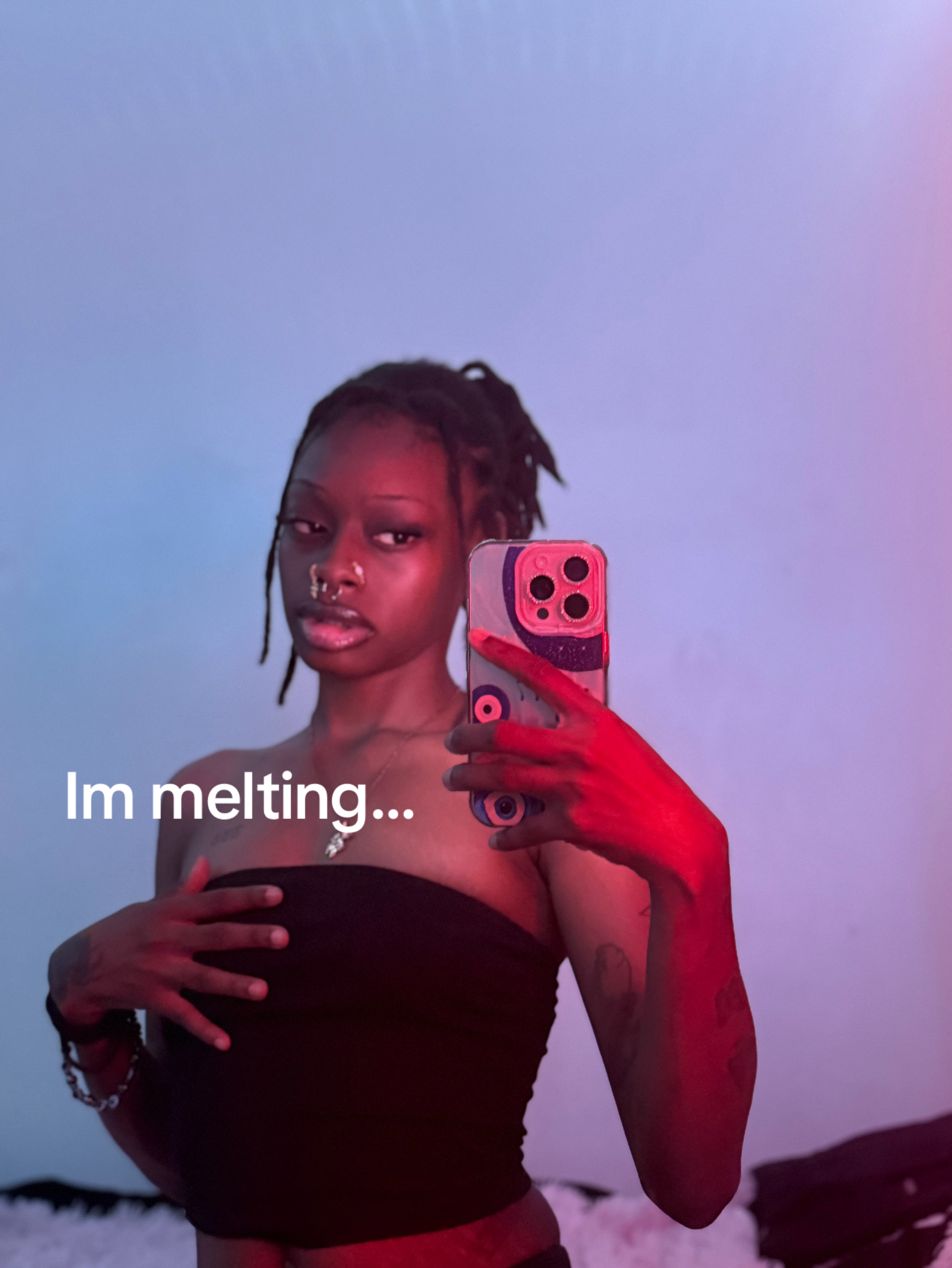 @🫀👩🏾&zwj;❤️&zwj;💋&zwj;👨🏻