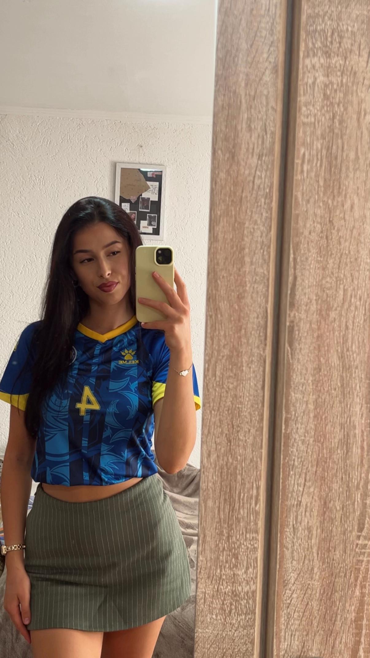 @lela♡