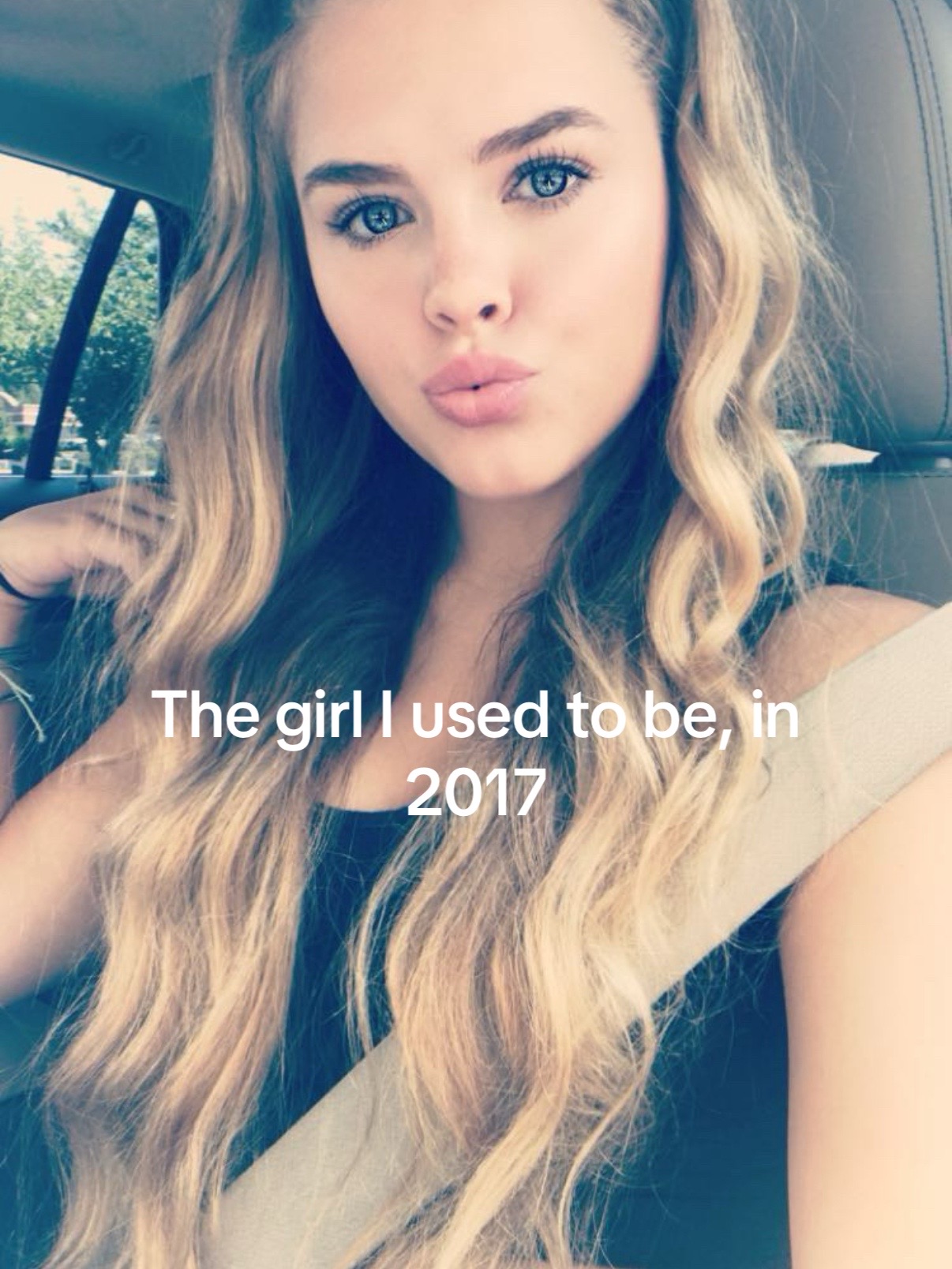 @kaydeeshea