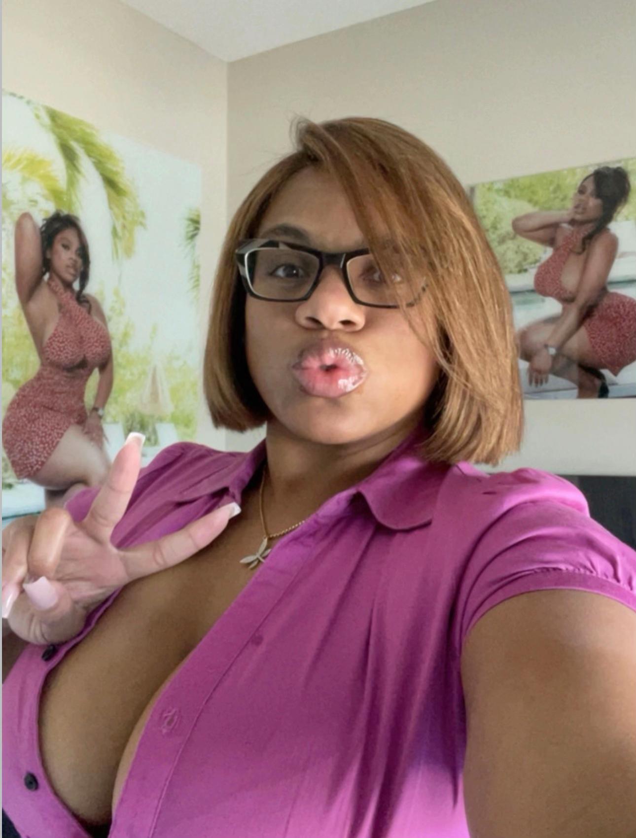 @DominiqueChinn