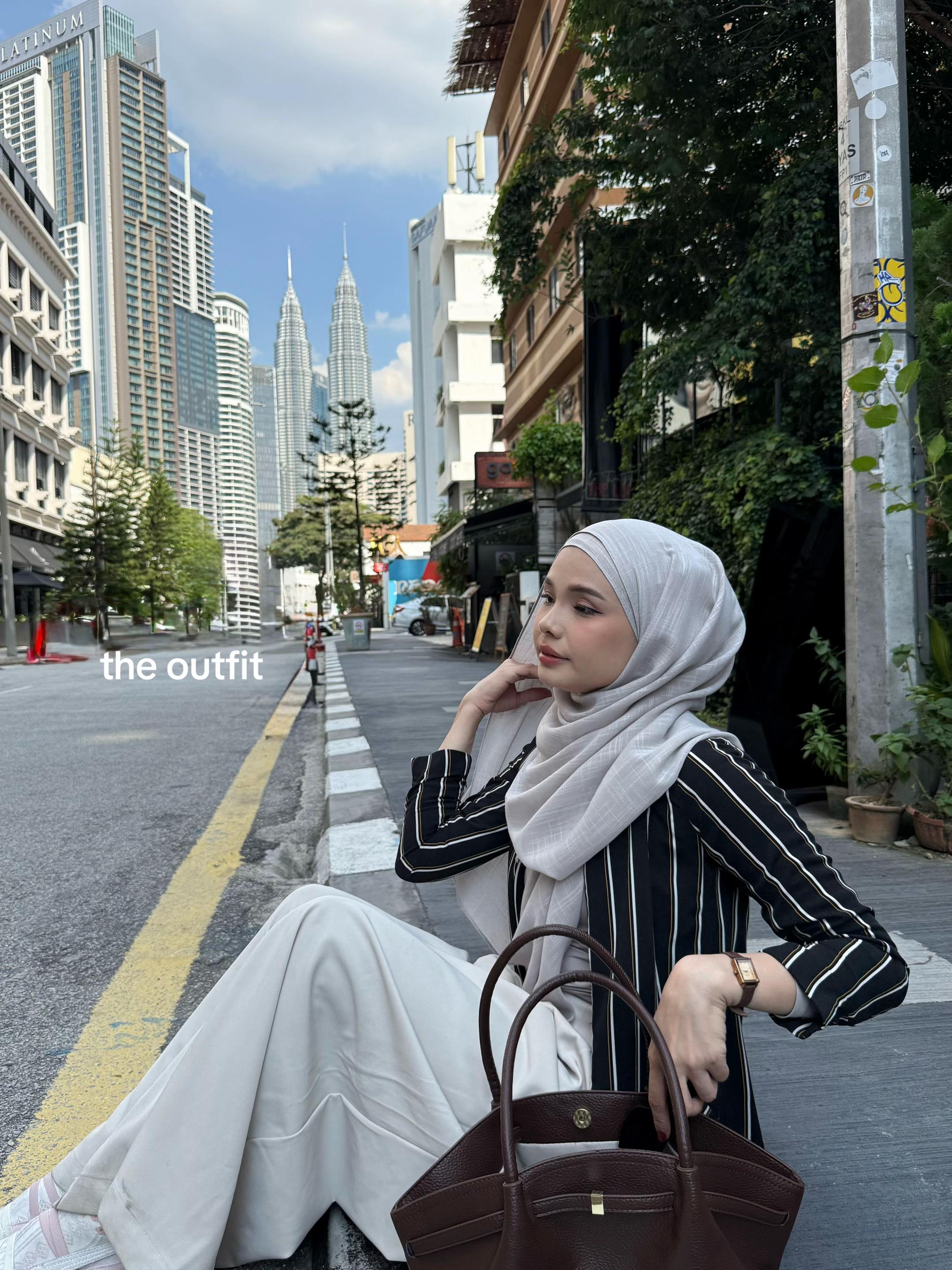 @Farahelia