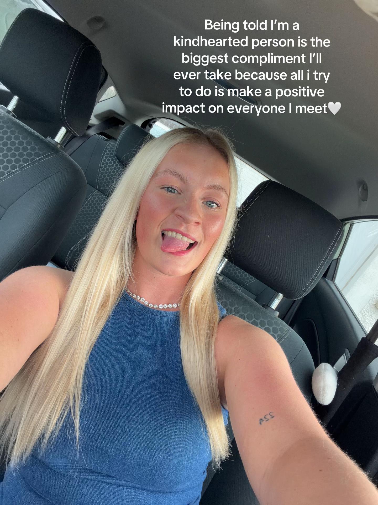 @lifewithlauz._