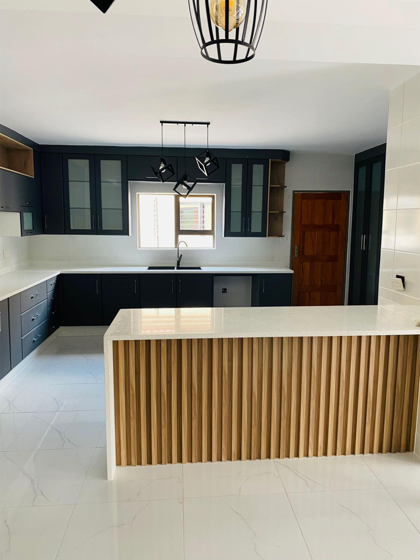 @OatsManeRealEstate